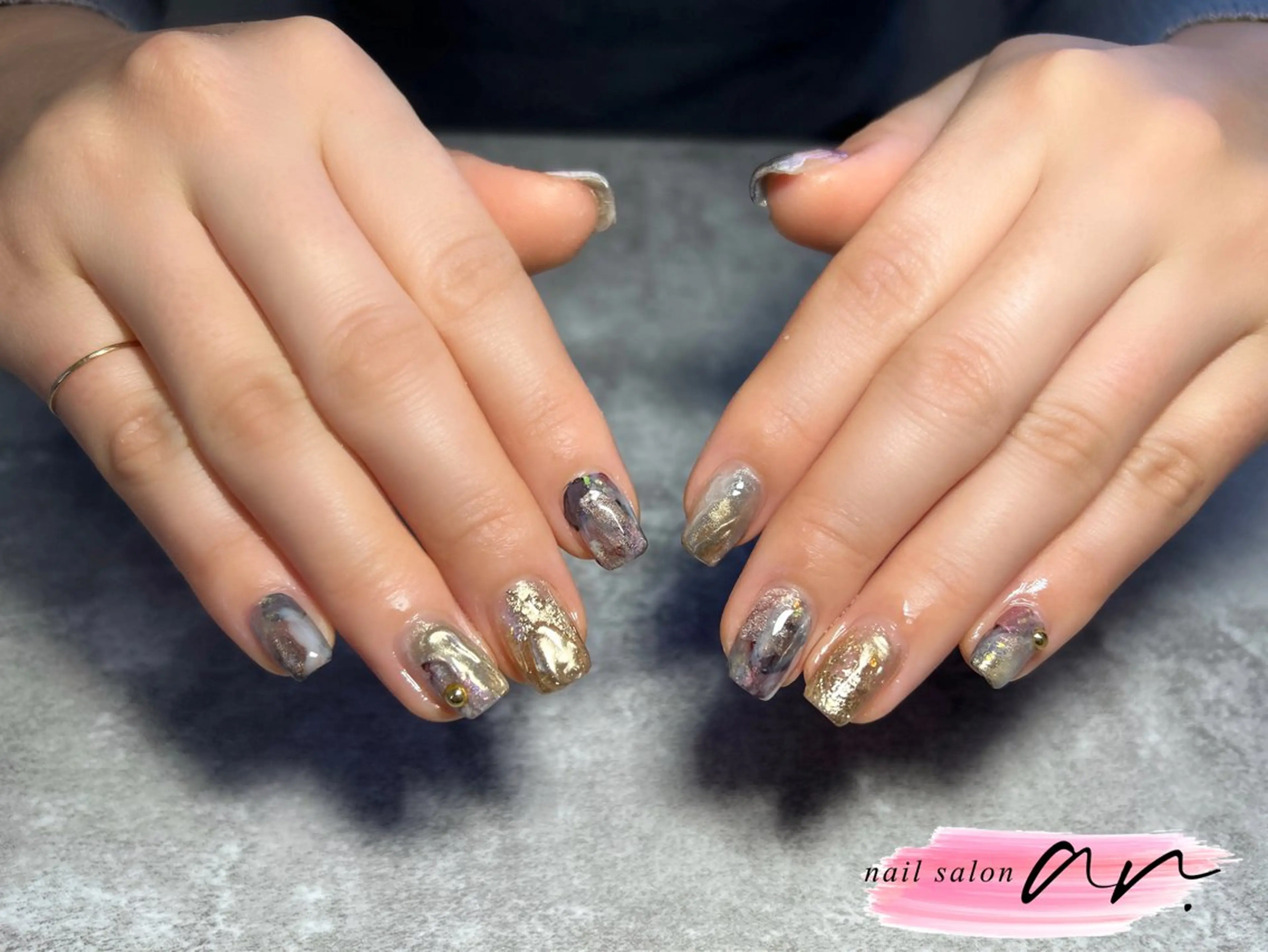 ネイル ニュアンスネイル nailsalon ar.のネイルデザイン