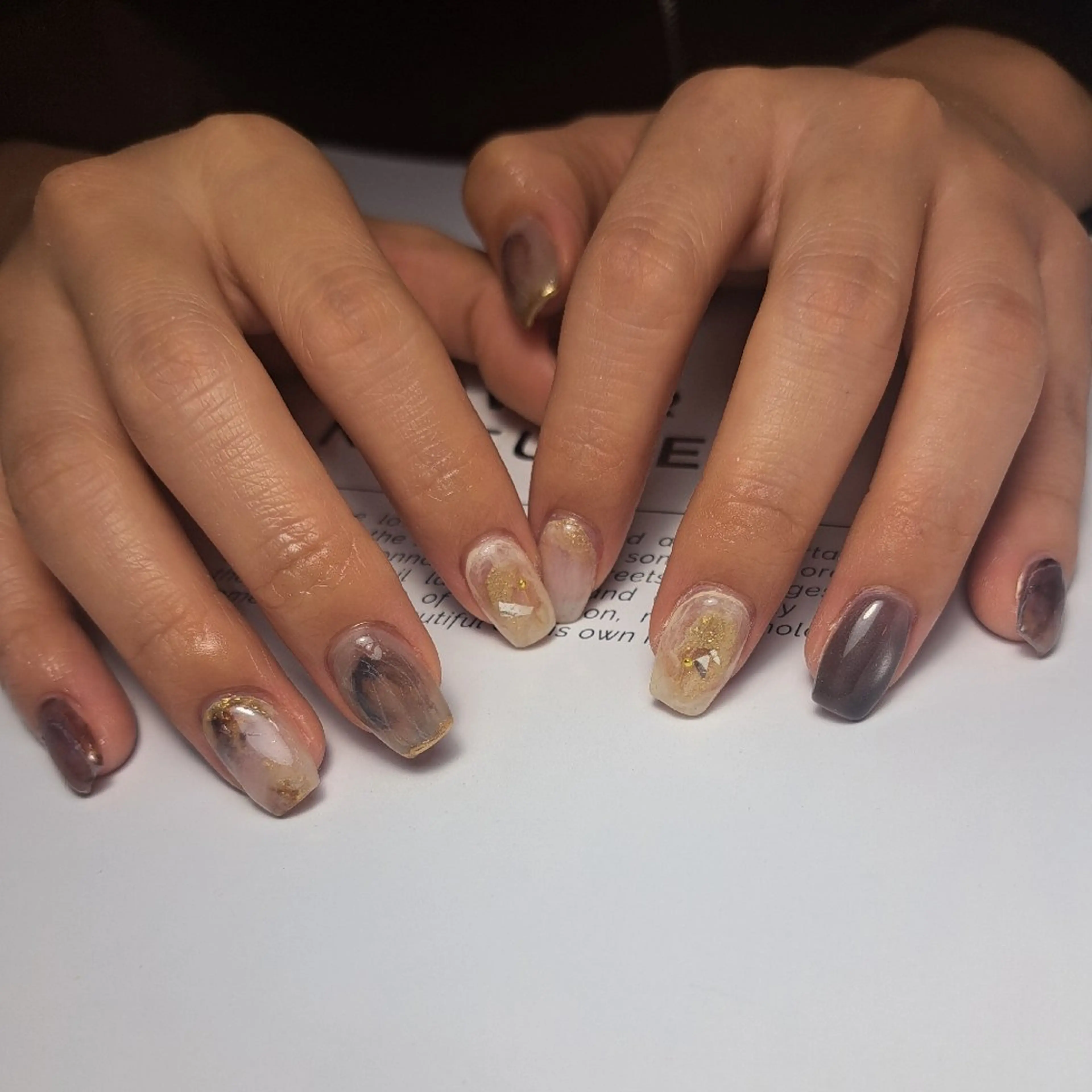 ネイル アートネイル ブラウン ジェルネイル 持ち込み ニュアンスネイル Nail mood デザイン持ち込みokのネイルデザイン
