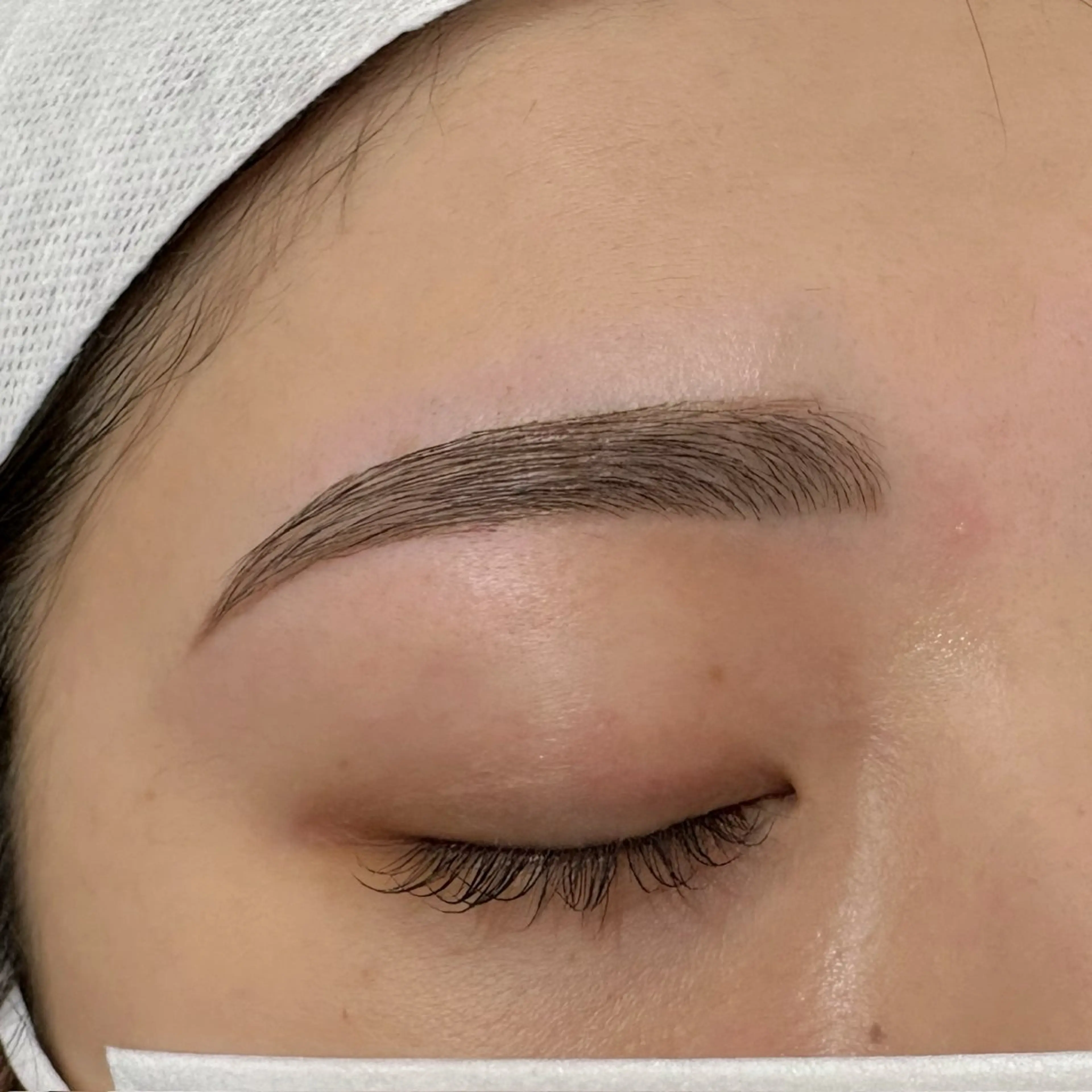 アイブロウ ワックス脱毛 眉カット オクターブ天神店 イサヤマの眉毛・アイブロウイメージ