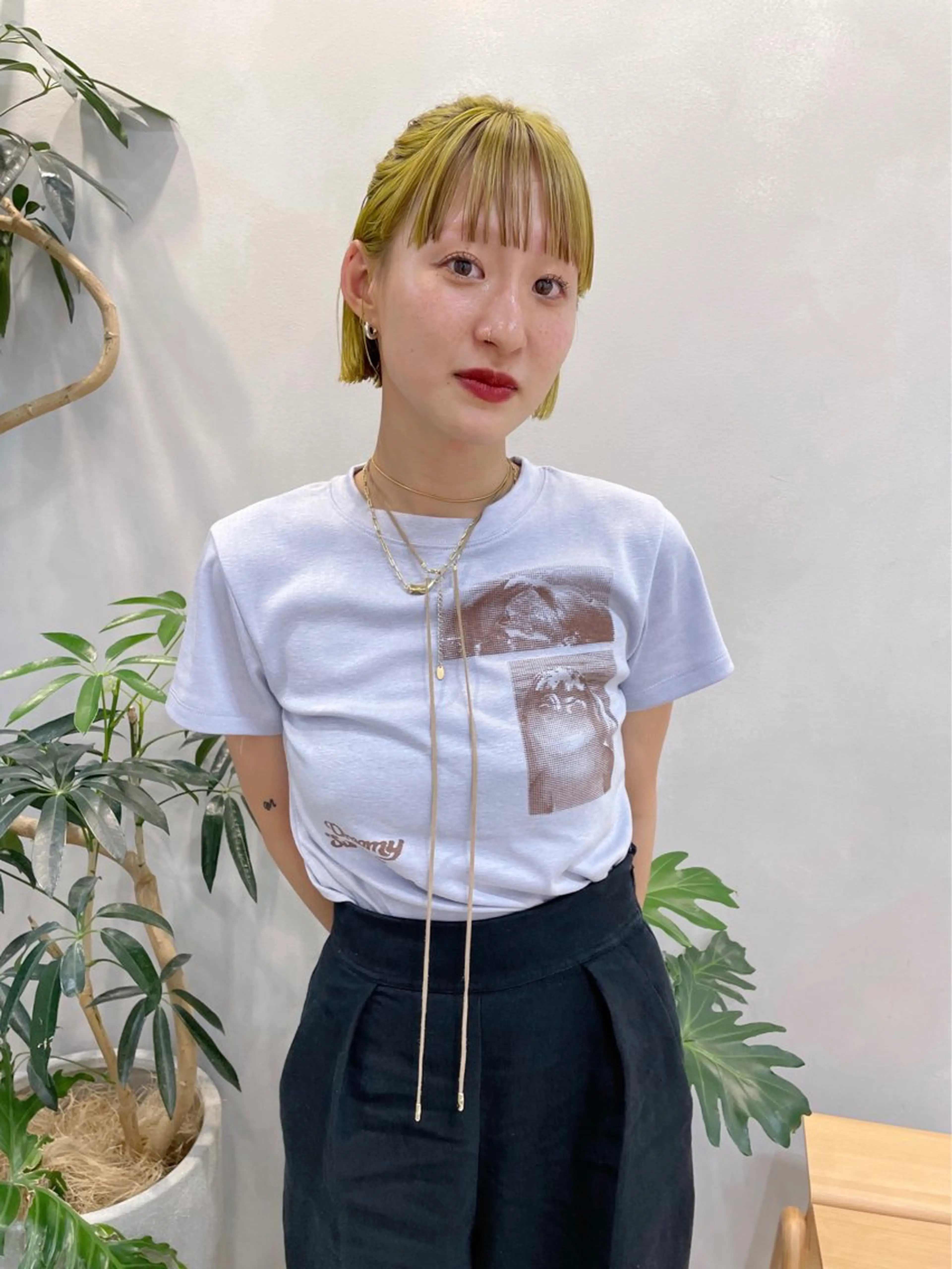 ショート カラー 青木 優歩のヘアスタイル
