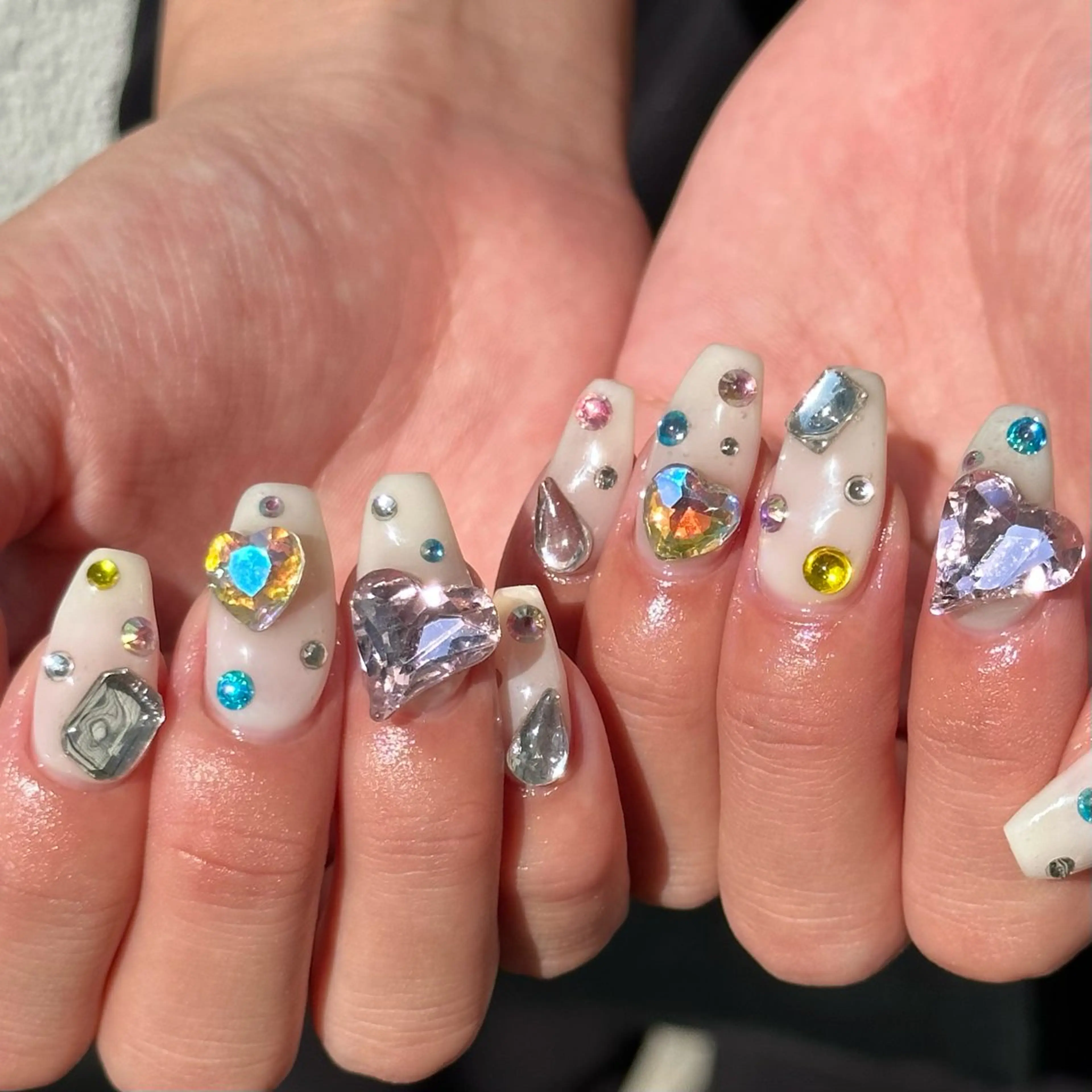 ネイル ハンドネイル Nailist Amiのネイルデザイン