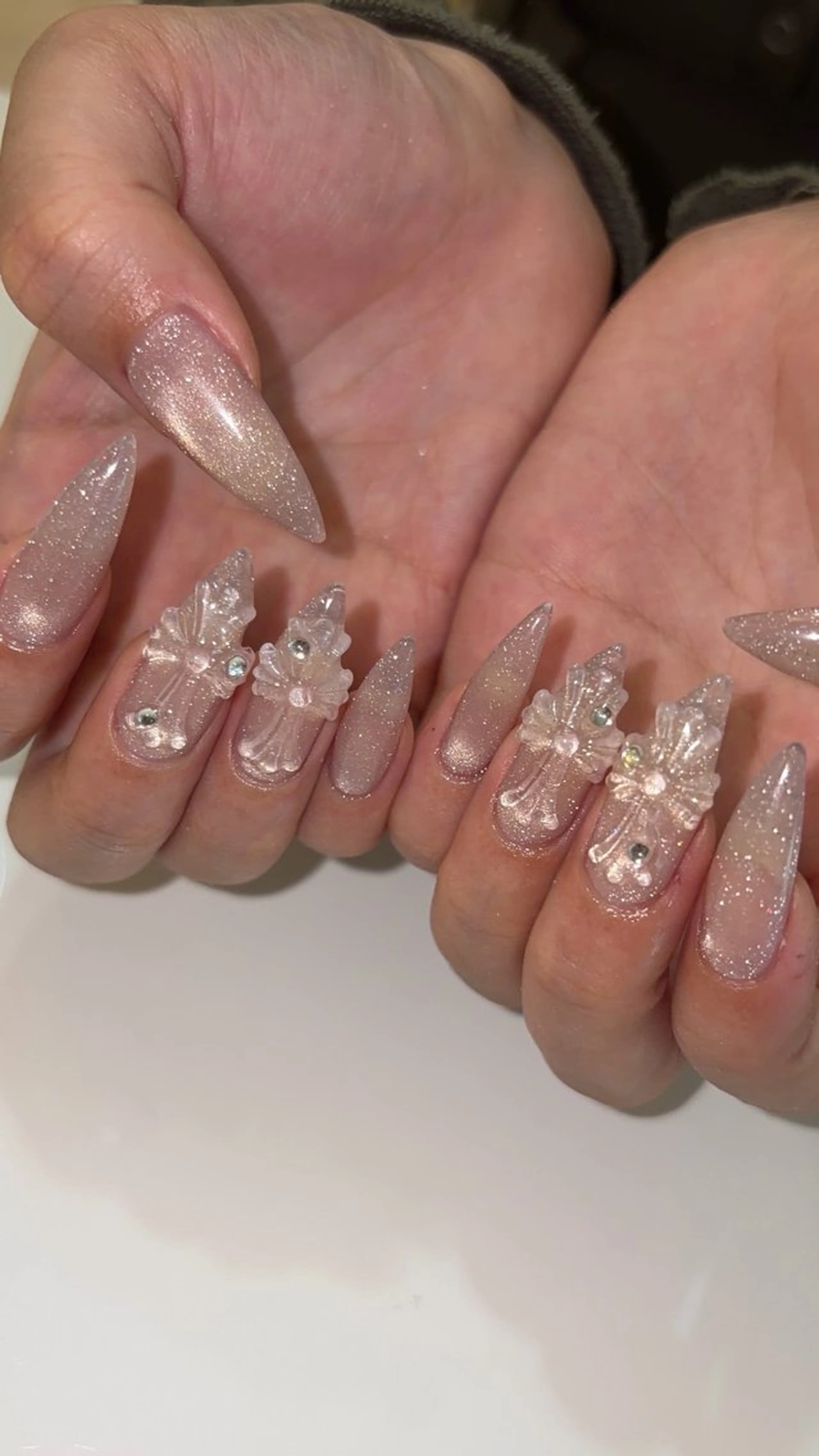 ネイル ハンドネイル ViViA momokaのネイルデザイン