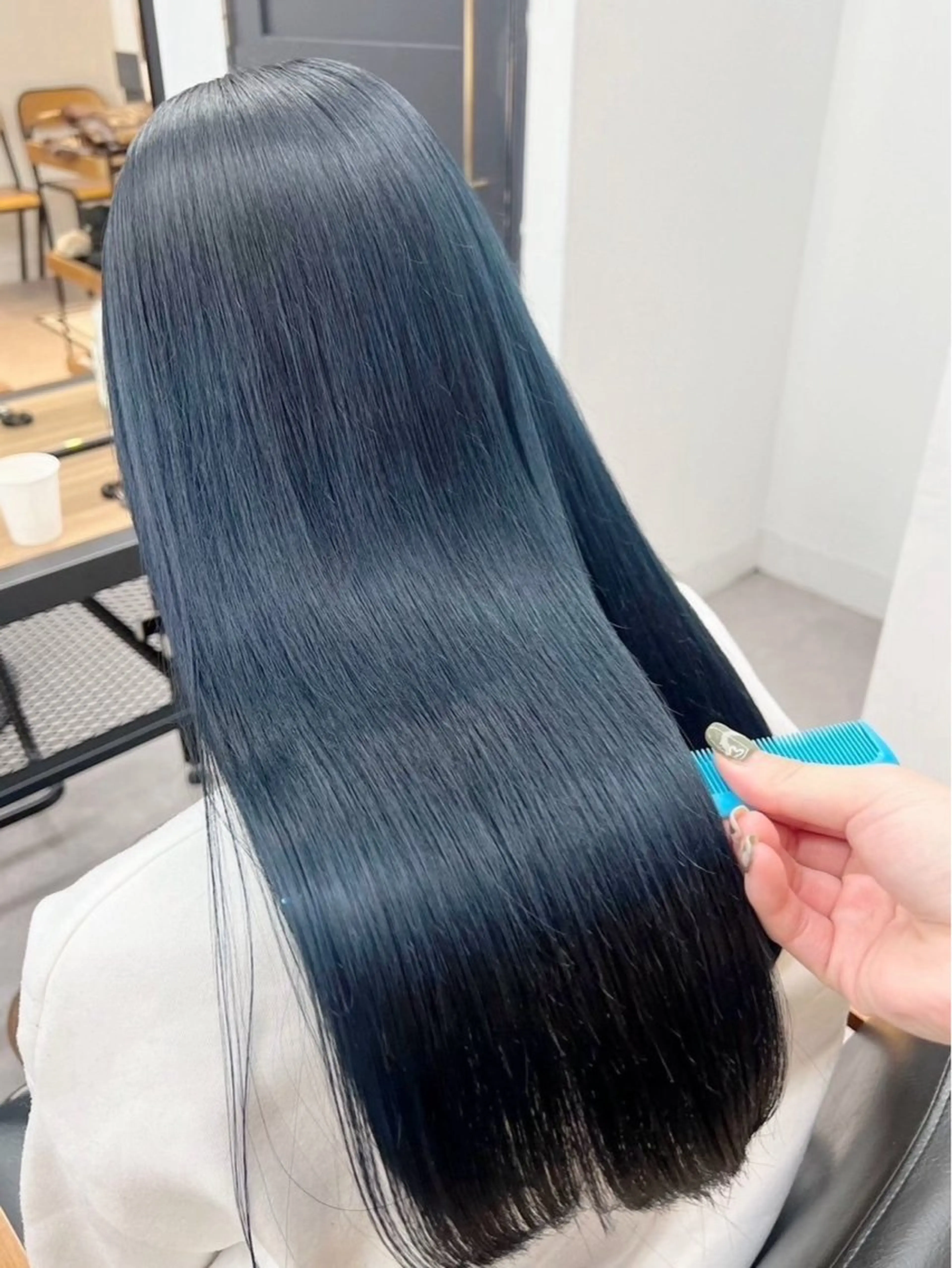 ☆平日1名様限定☆気分的にブルー🩵➕コテ巻きorアイロン仕上げ✨の写真