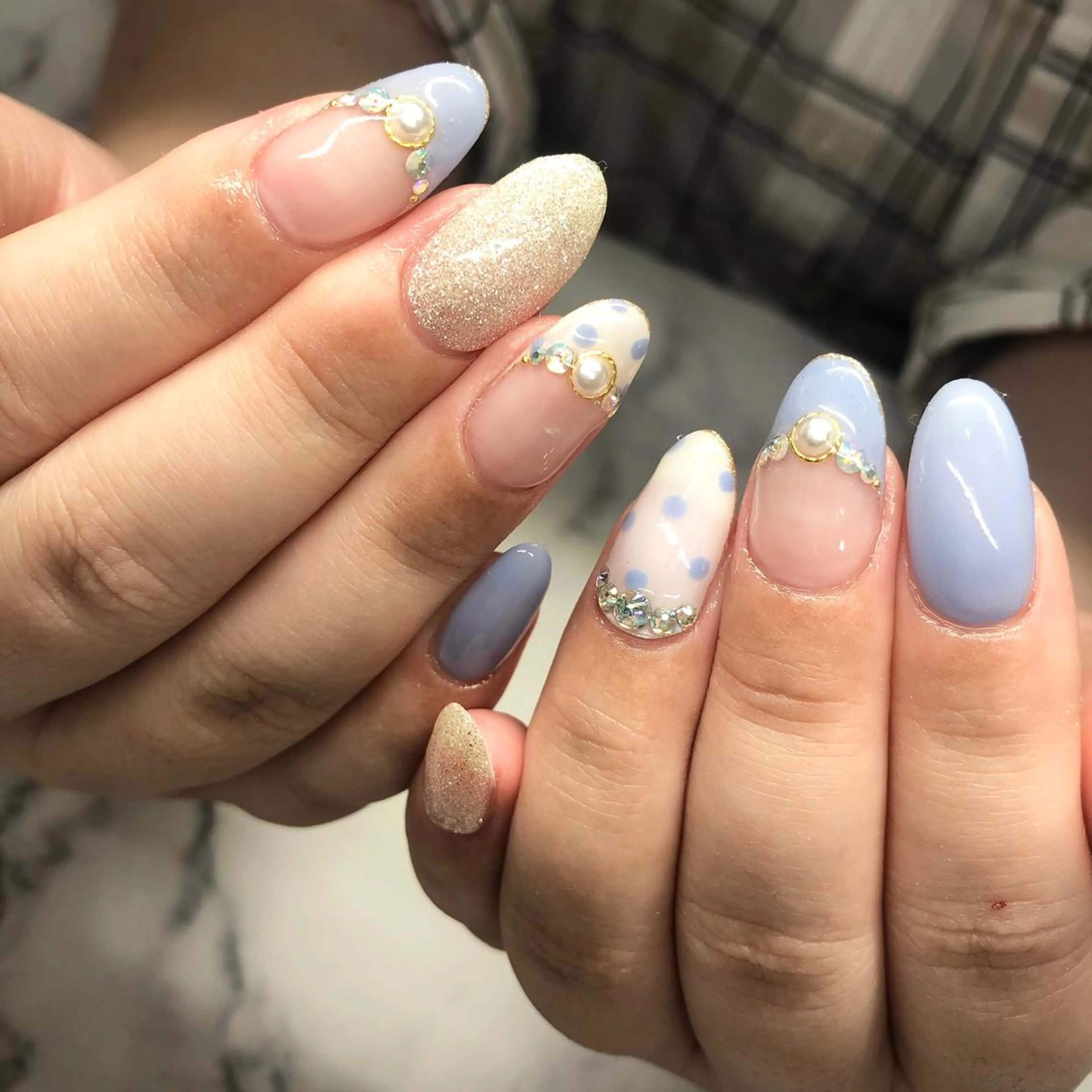 ロング カラー ヘアアレンジ キッズ ネイル マツエク・マツパ 福田 加奈のネイルデザイン