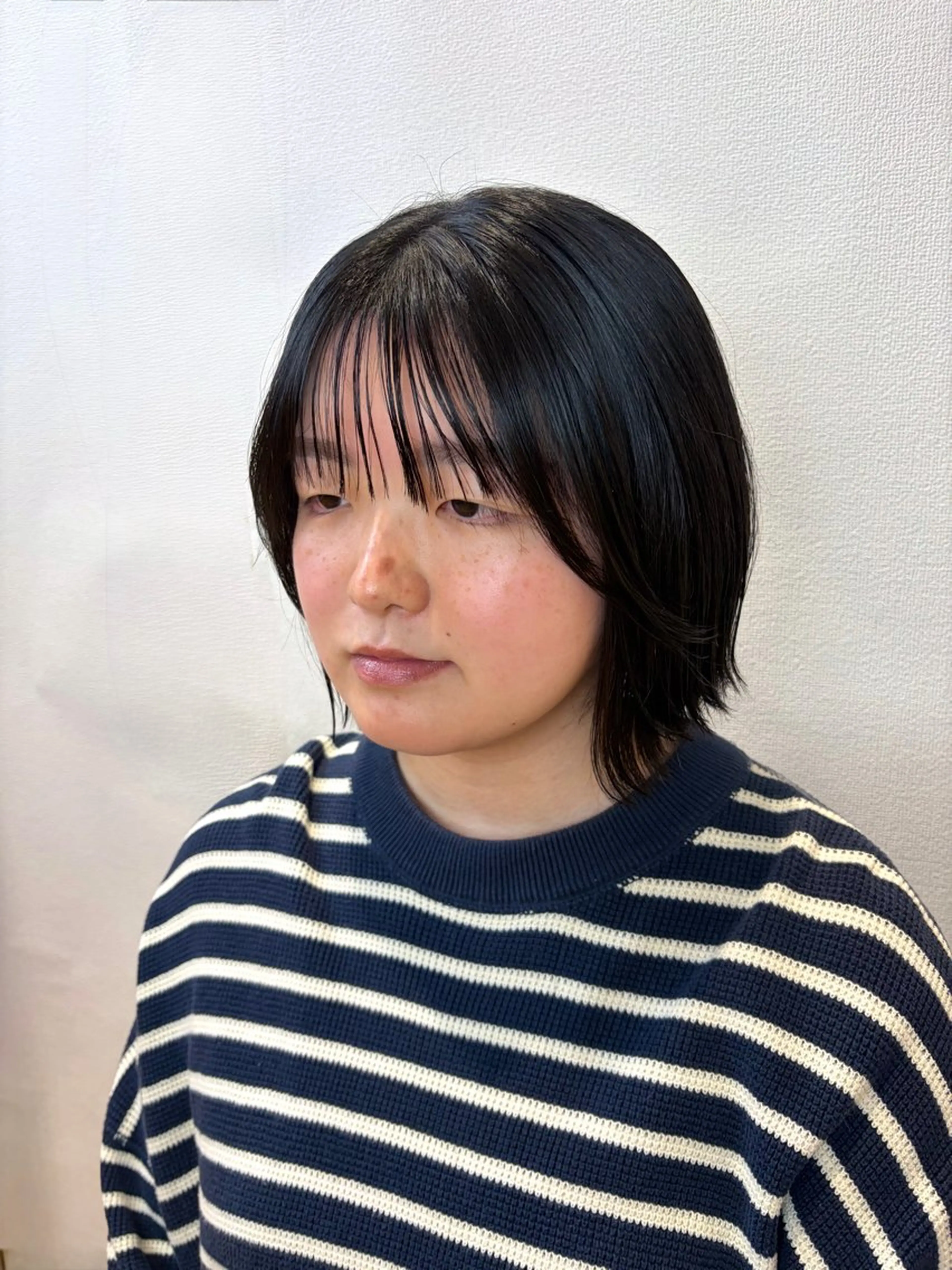 ショート ボブ 外ハネヘア カット 梶原 美保のヘアスタイル