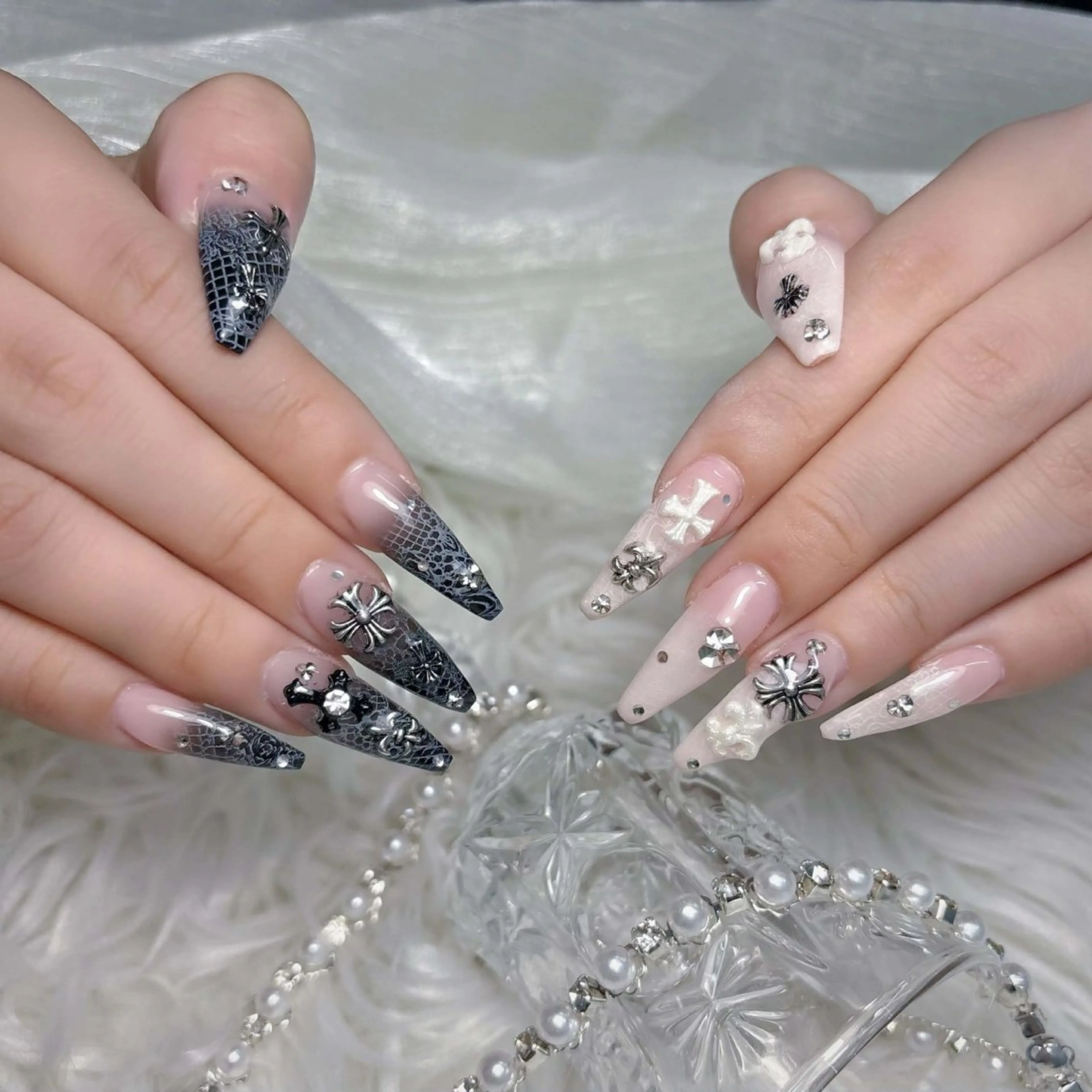 ネイル アートネイル オーロラネイル ブラウン ジェルネイル グラデーション ハンドネイル ハンドケア Nova Nailのネイルデザイン