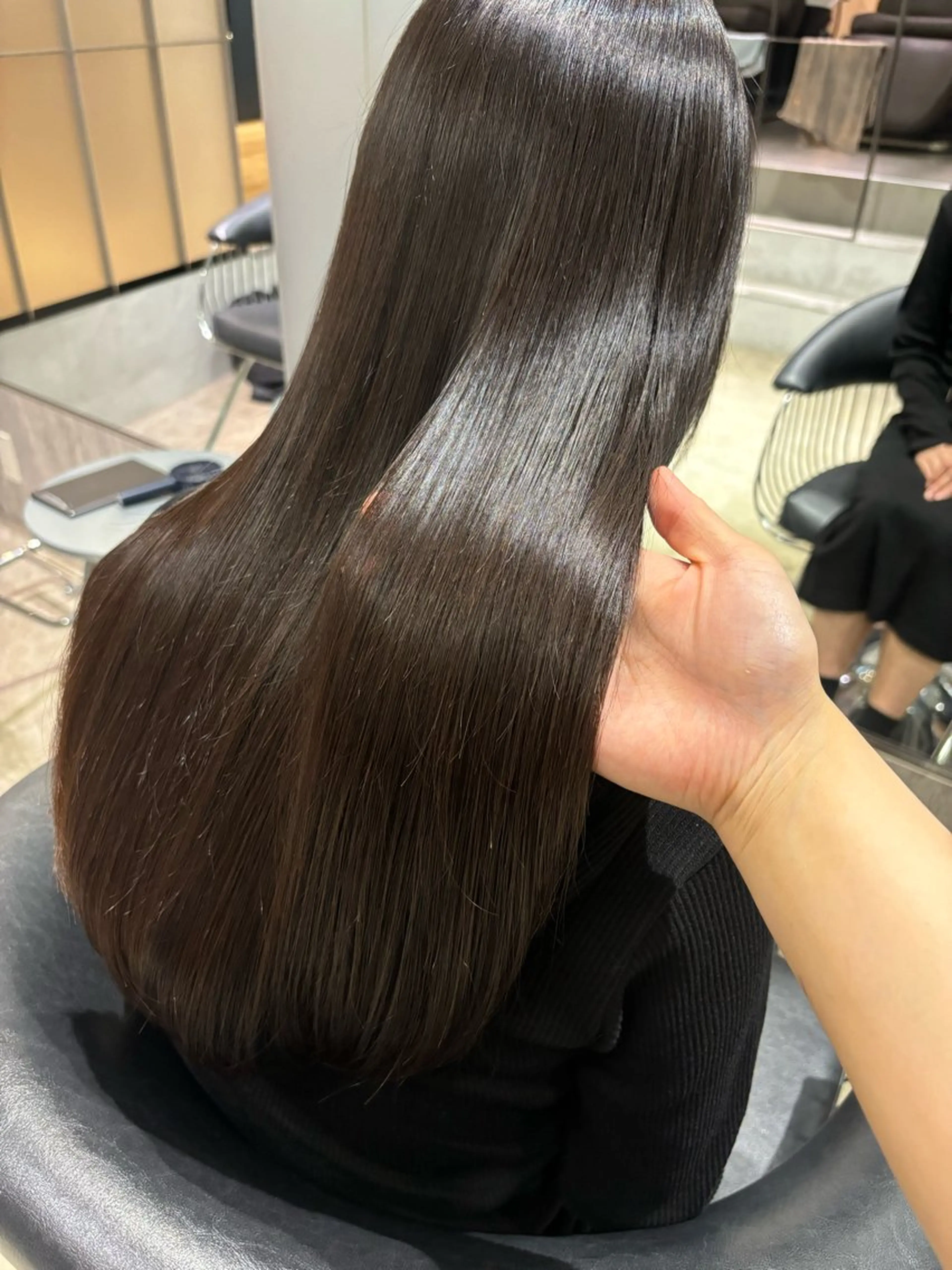 ロング 縮毛矯正 カット 西田  美侑 /カットモデルのヘアスタイル