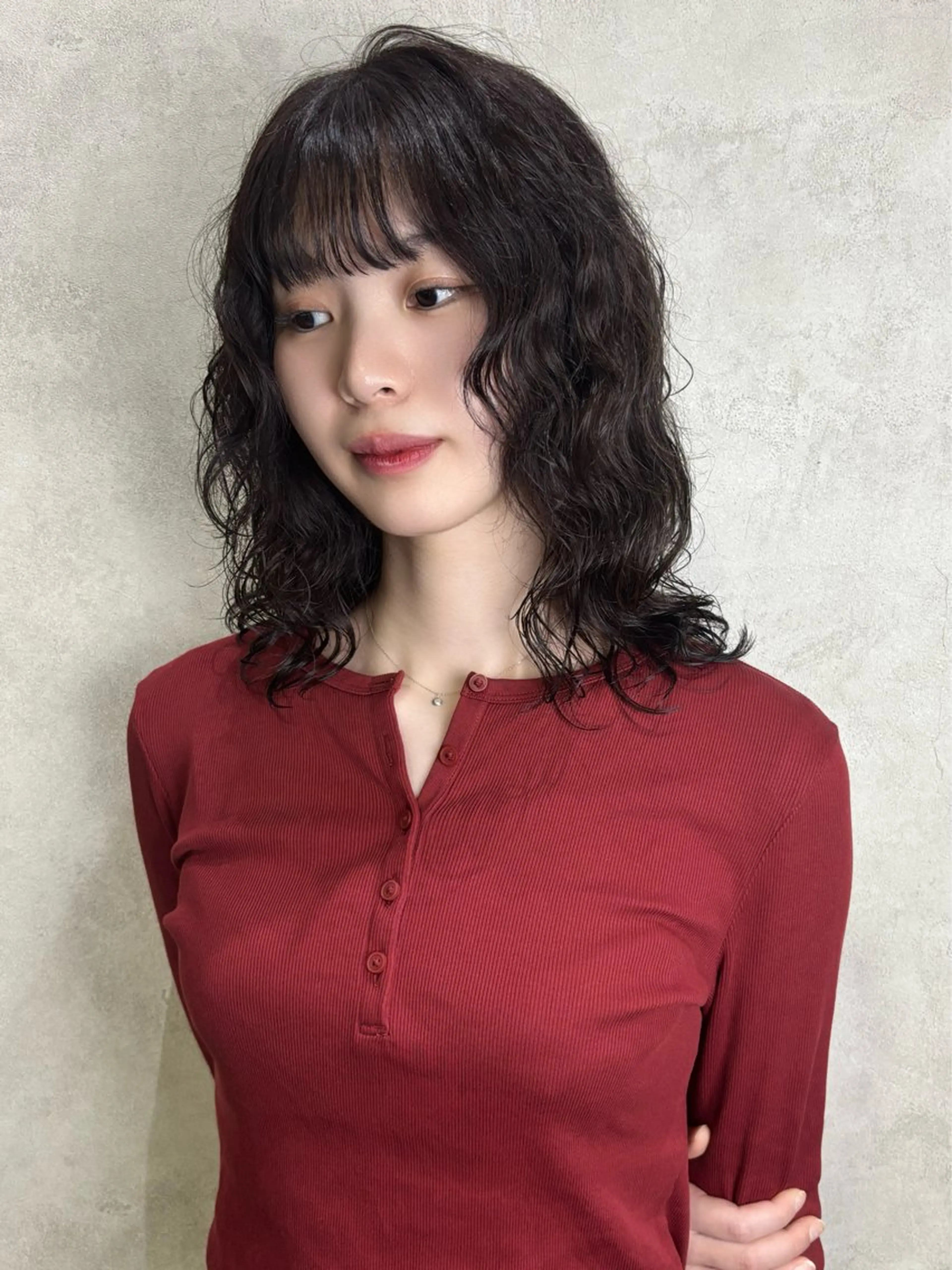 ミディアム ミディアムパーマ カット パーマ トリートメント 🖤顔まわり 盛れヘア⟡アズサ🖤のヘアスタイル