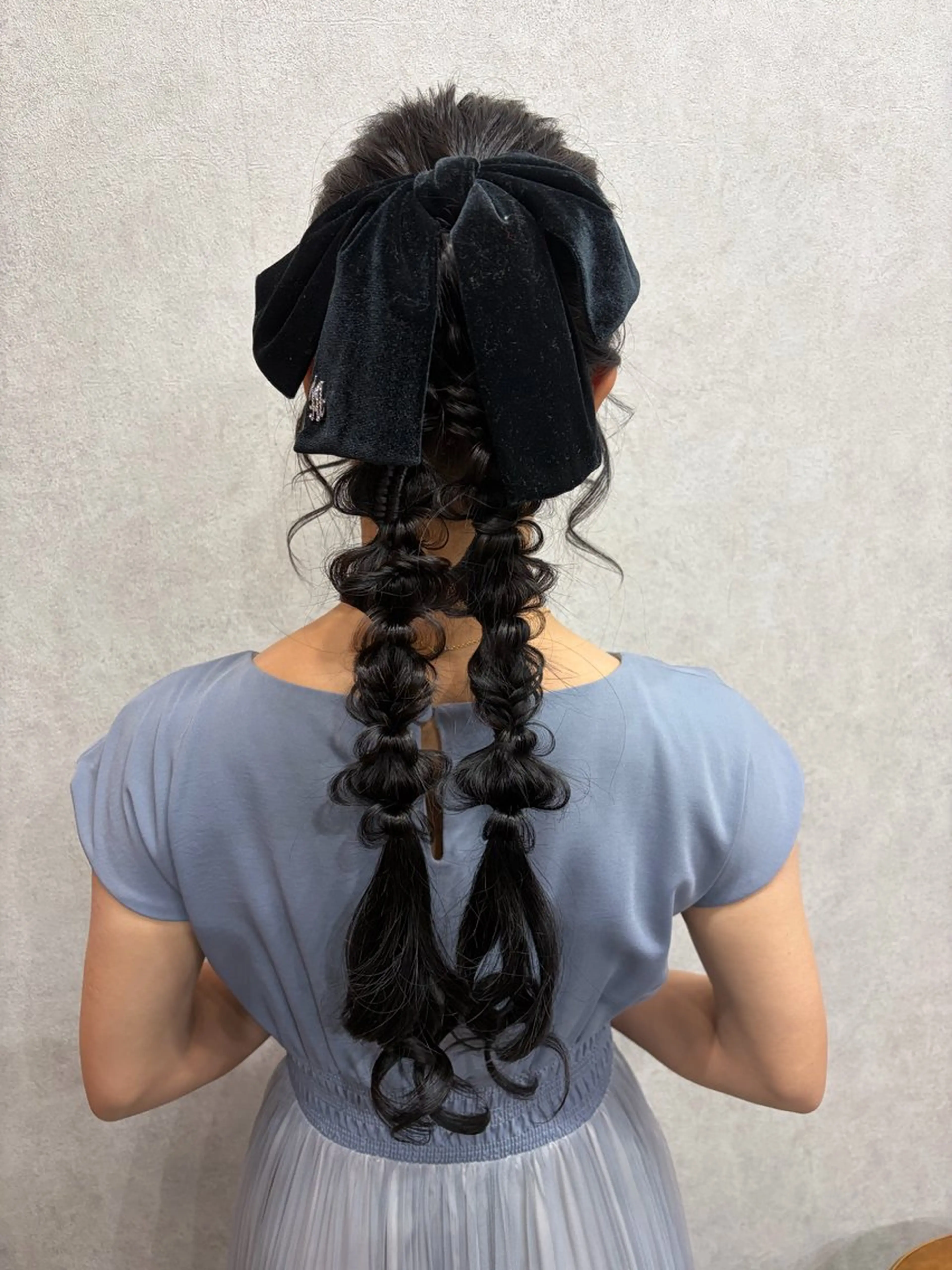 ロング ヘアセット maya レイヤーカットのヘアスタイル