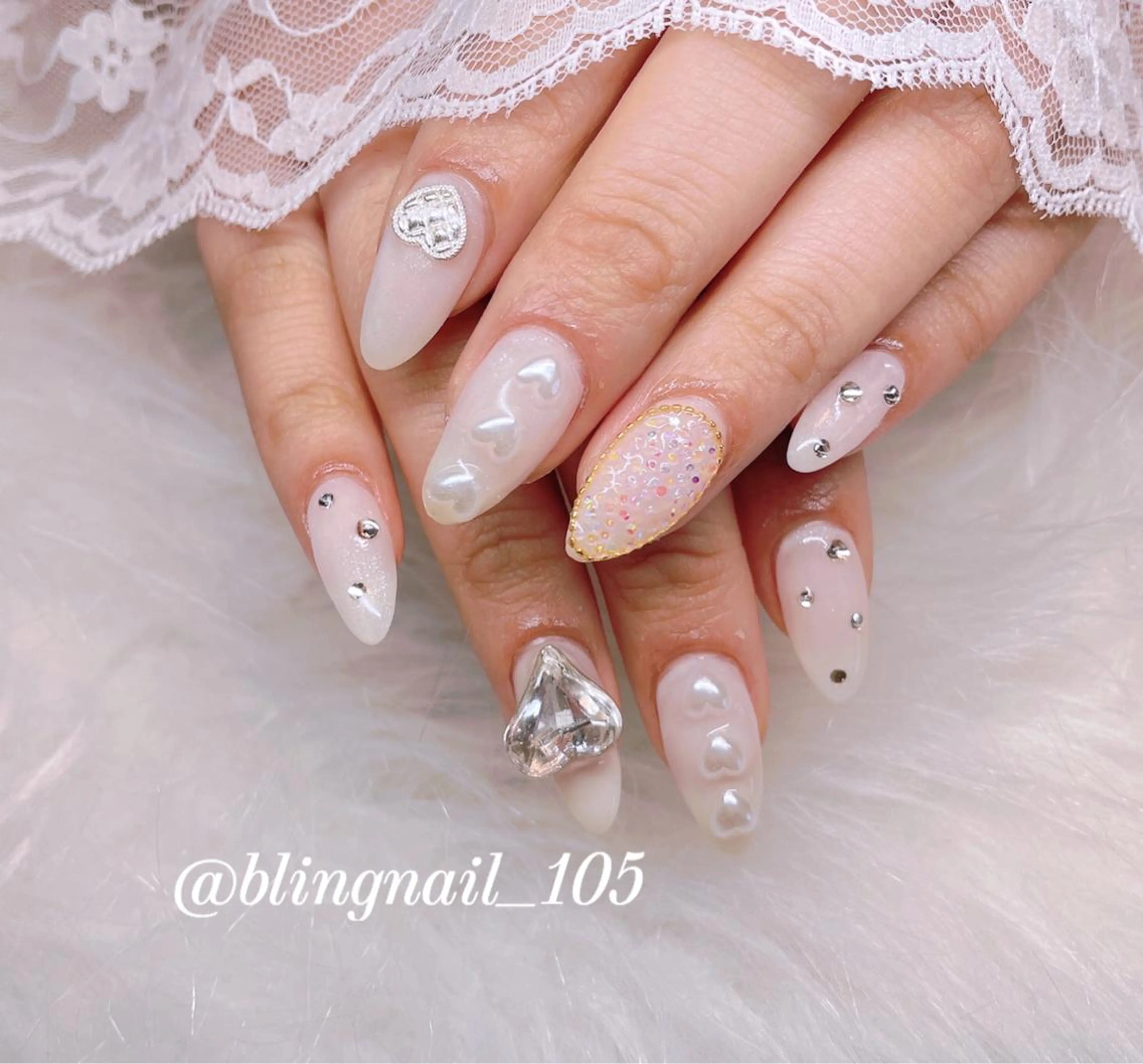 ネイル 23時まで❤︎韓国、 ワンホンネイルのネイルデザイン