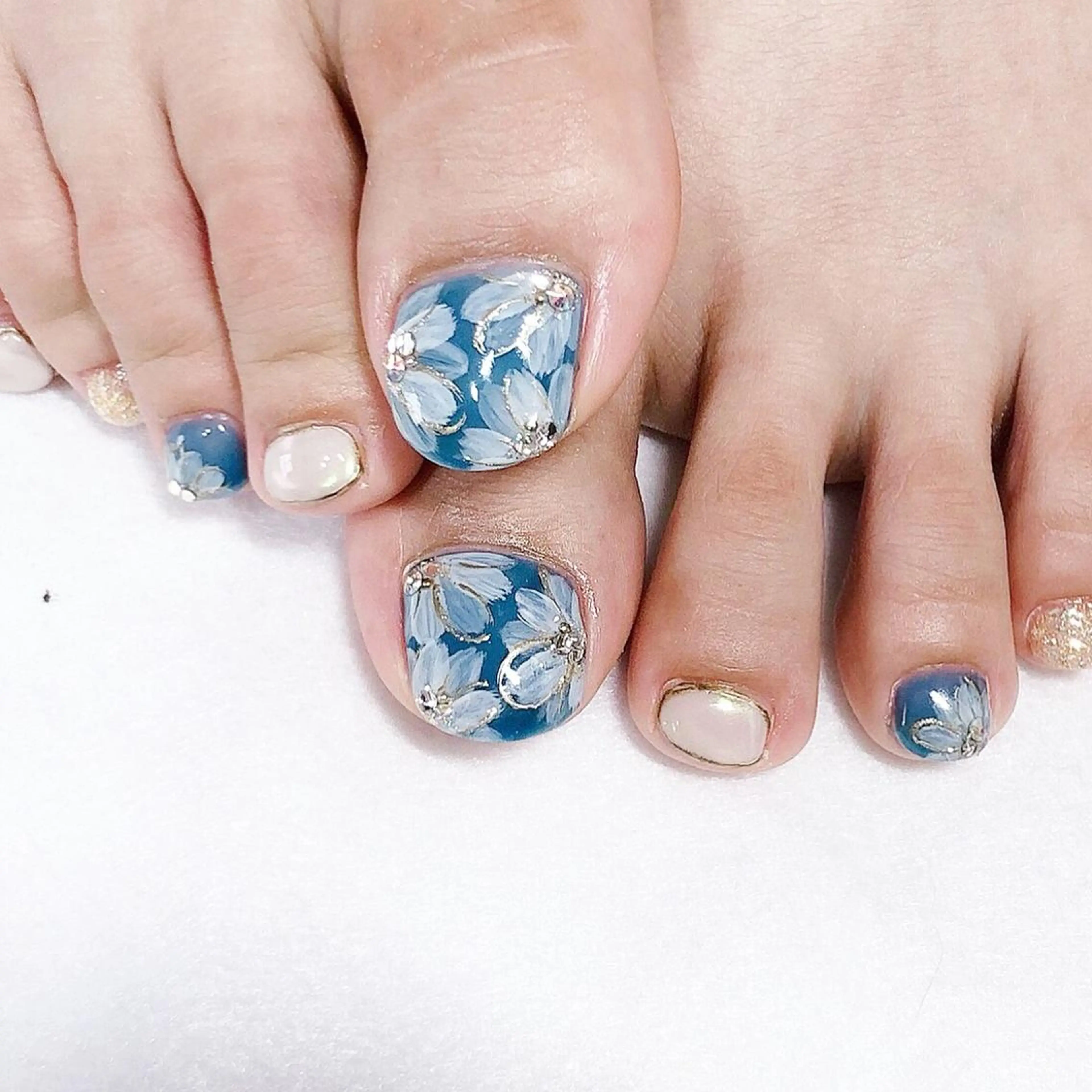 ネイル フットネイル ジェルネイル 東 千夏のネイルデザイン