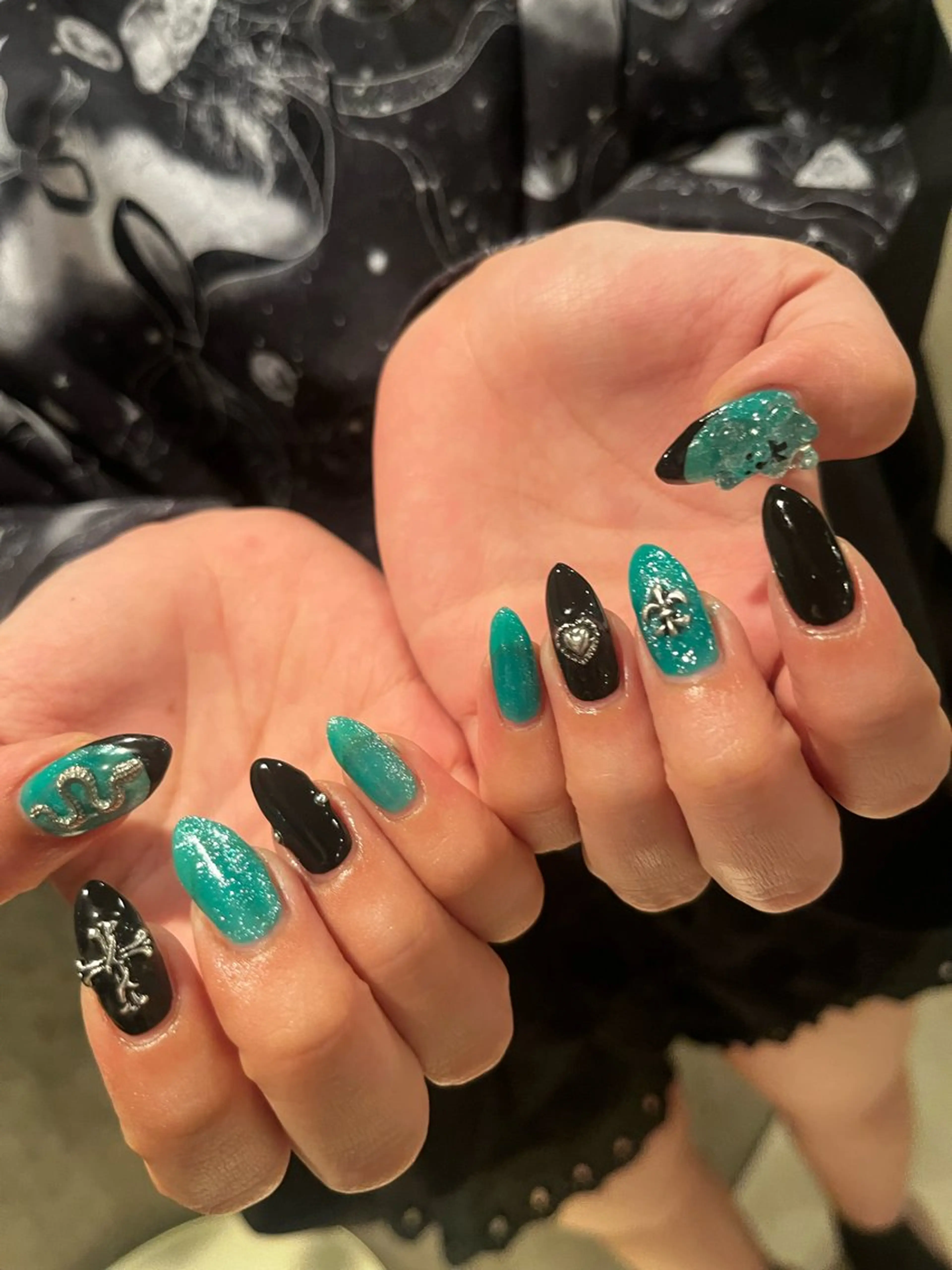 ネイル クリアネイル シルバー ハンドネイル DariL Ayaのネイルデザイン