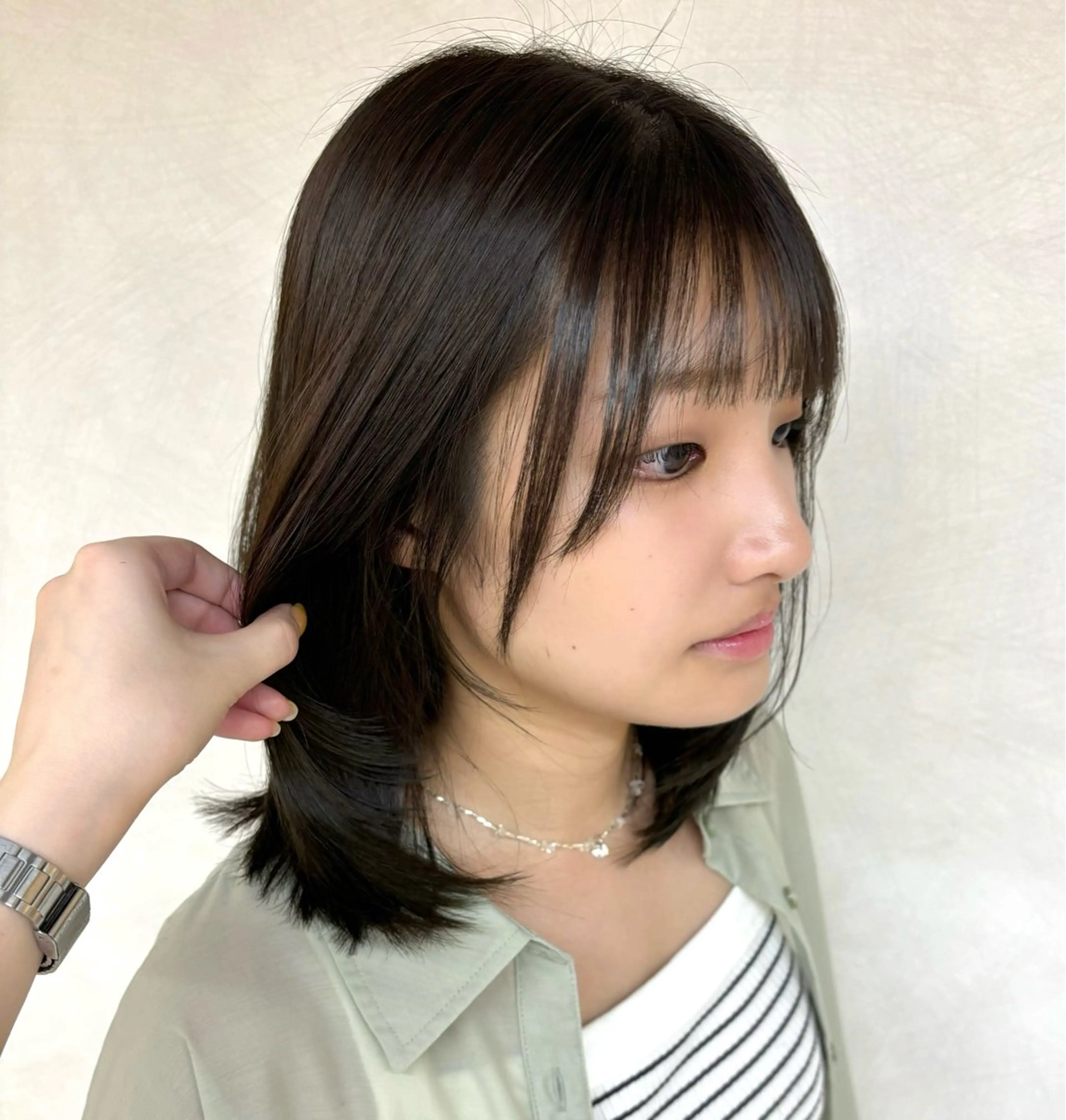 ミディアム 🎼レイヤー/透明感 カラー/nene♬のヘアスタイル