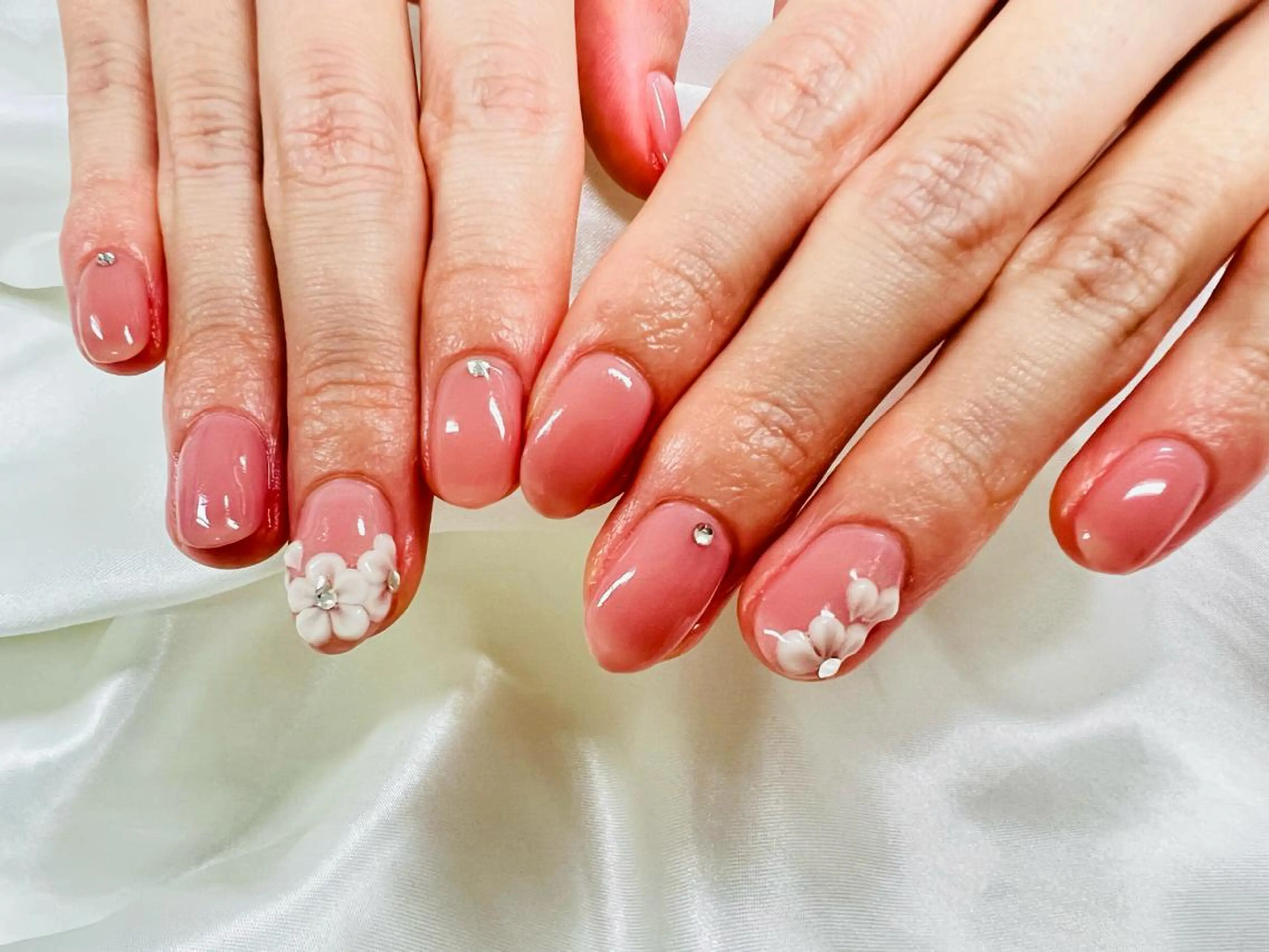 ネイル ユリシスネイル 担当近藤のネイルデザイン