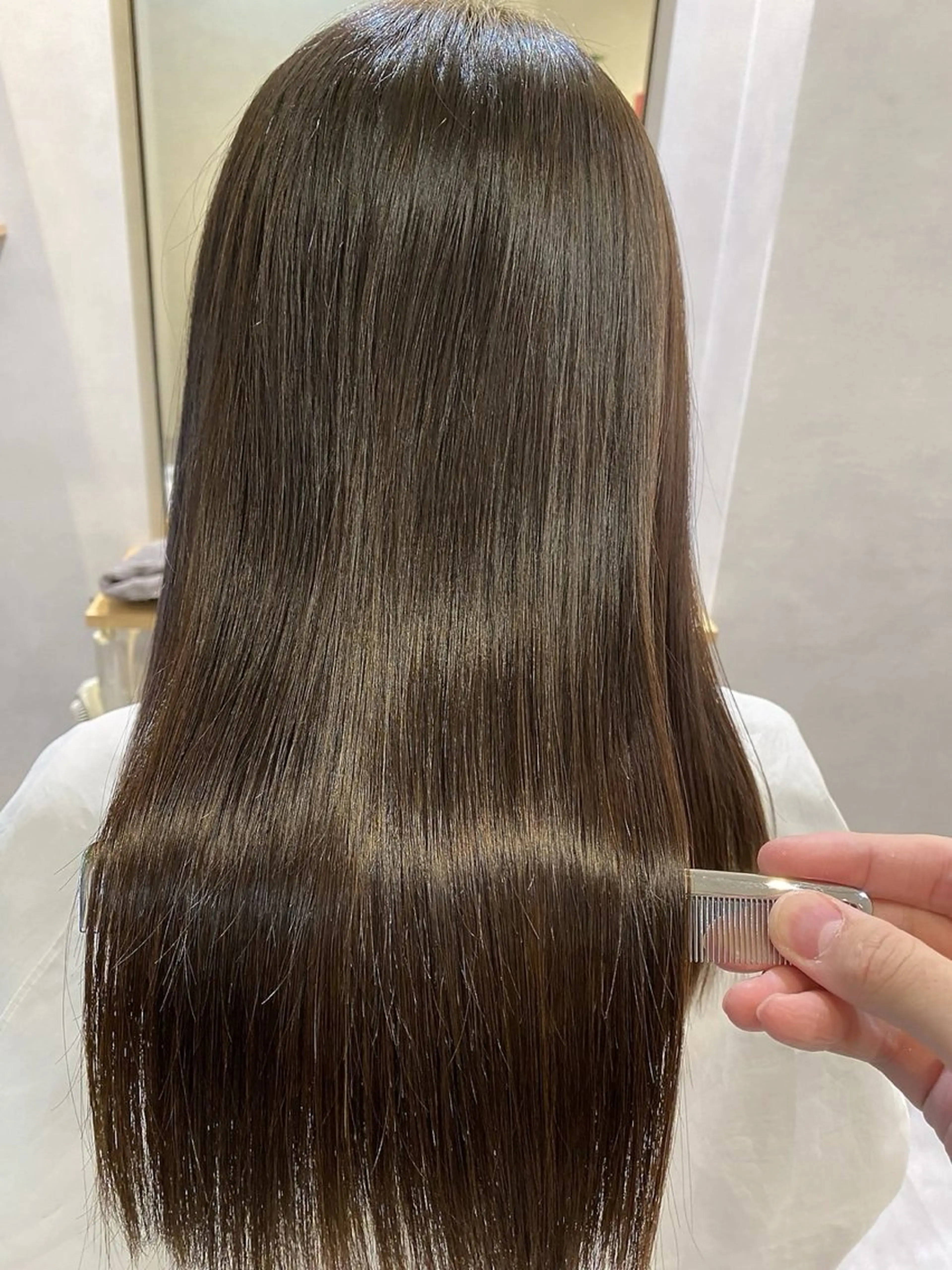 ロング ロング オオトミ ホノカのヘアスタイル