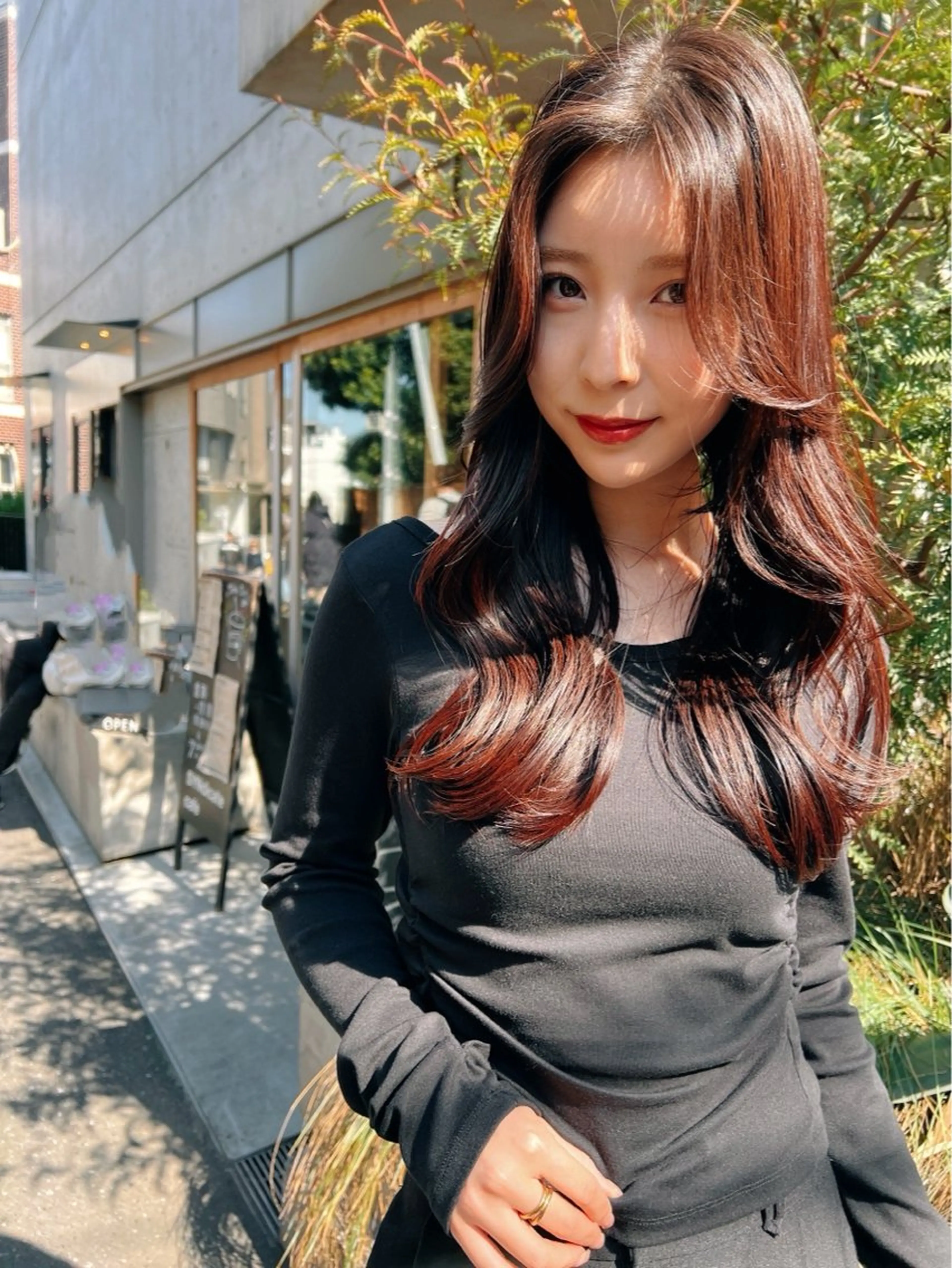 セミロング カラー カット ヘアカラー トリートメント 【銀座】艶髪/上品な カラー特化/涼/駅近のヘアスタイル