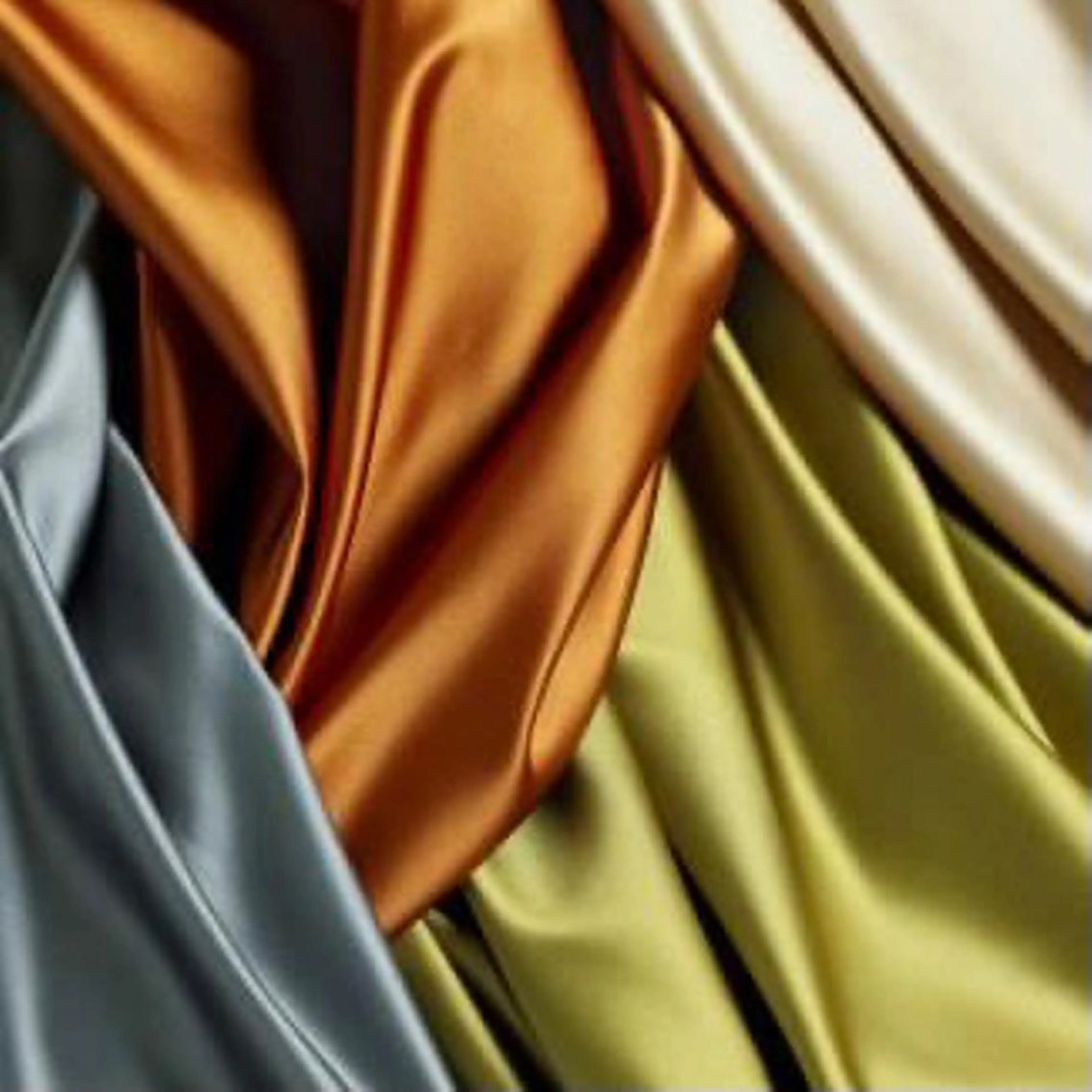 ミディアム GATE. staffのヘアスタイル