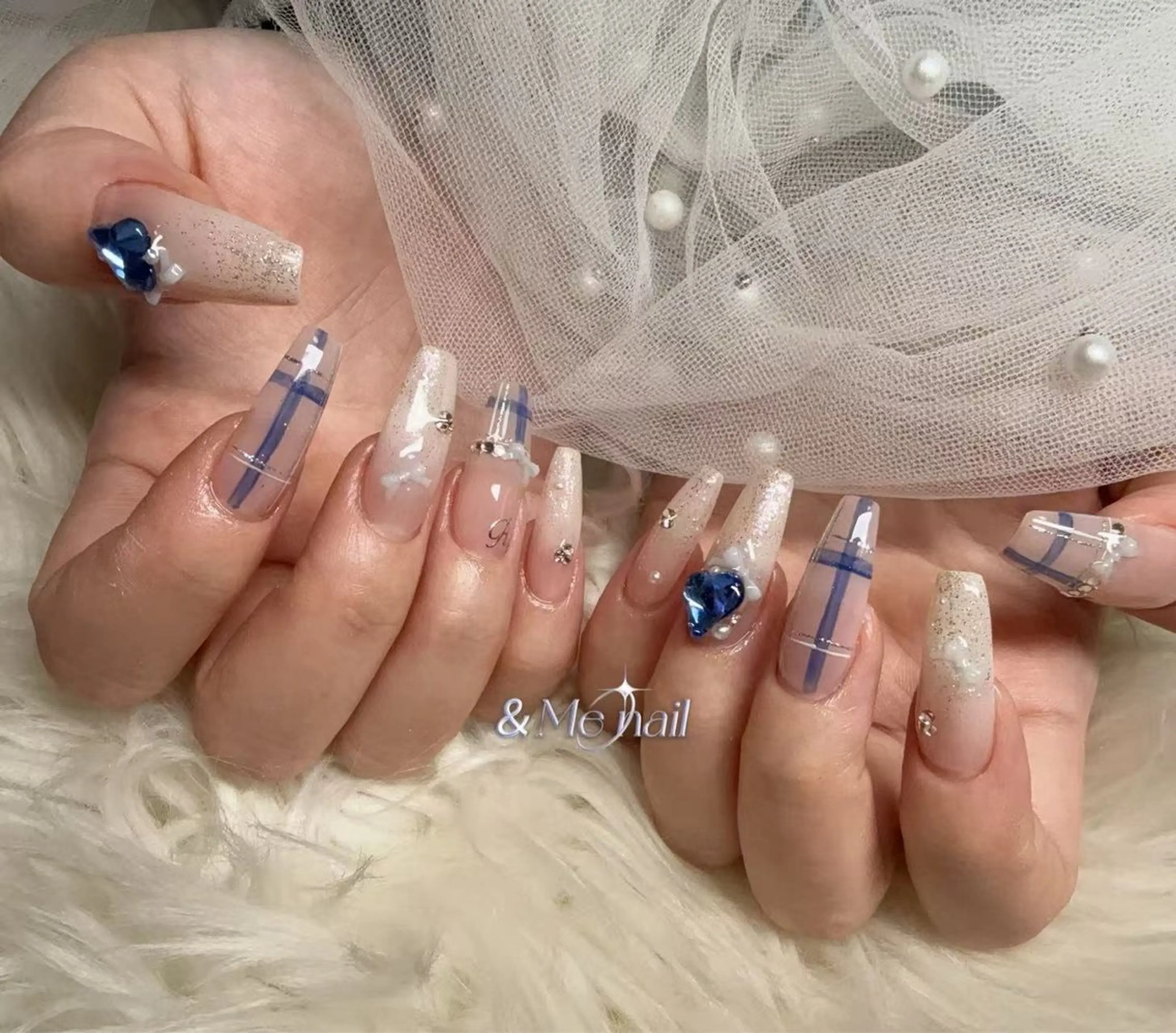 ネイル ハンドネイル &ME ネイルサロンのネイルデザイン