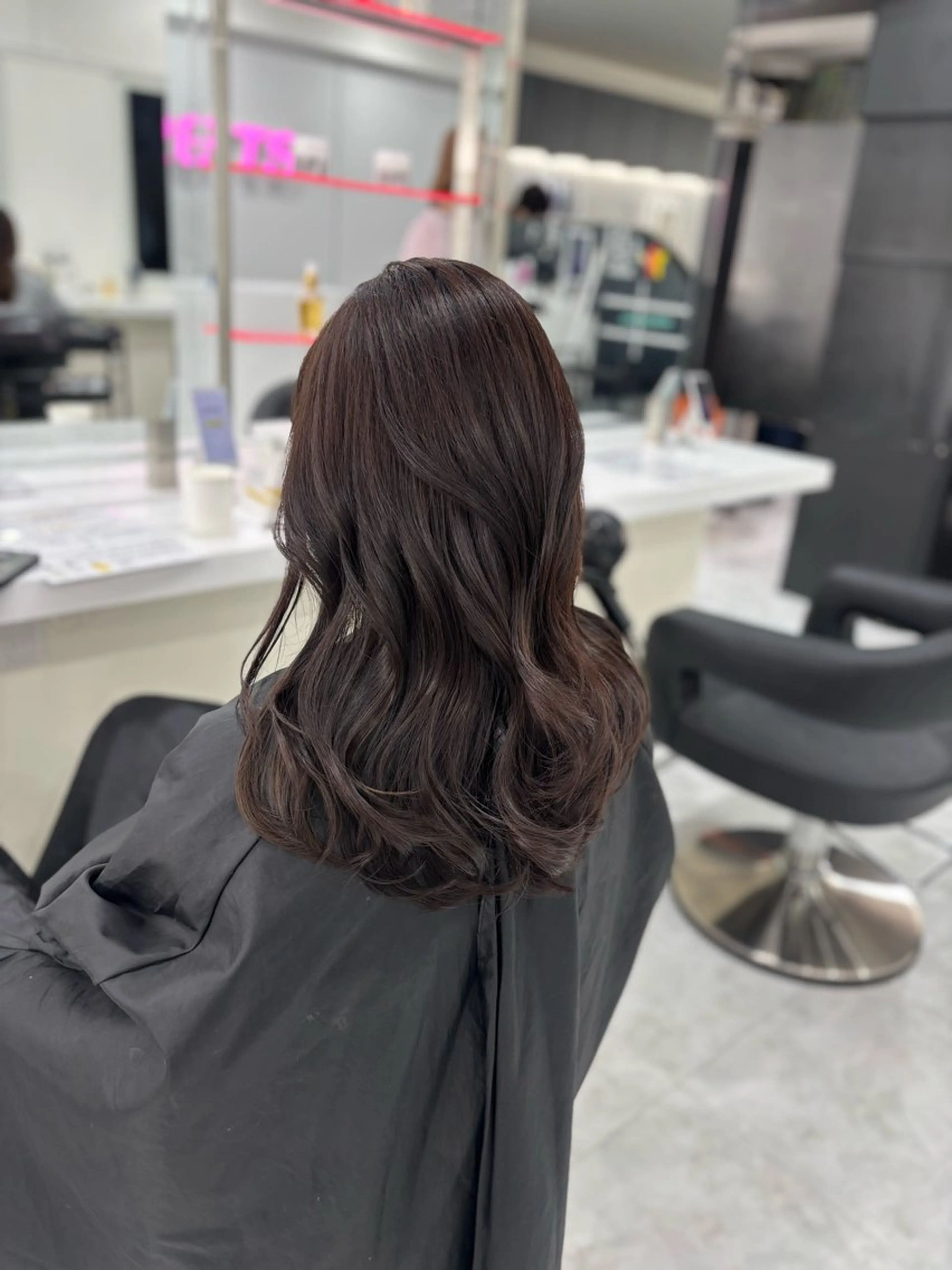 ロング カット ヘアカラー トリートメント ヘッドスパ ヘアセット まろっと艶感ブラウン ベージュ🤍まなかのヘアスタイル