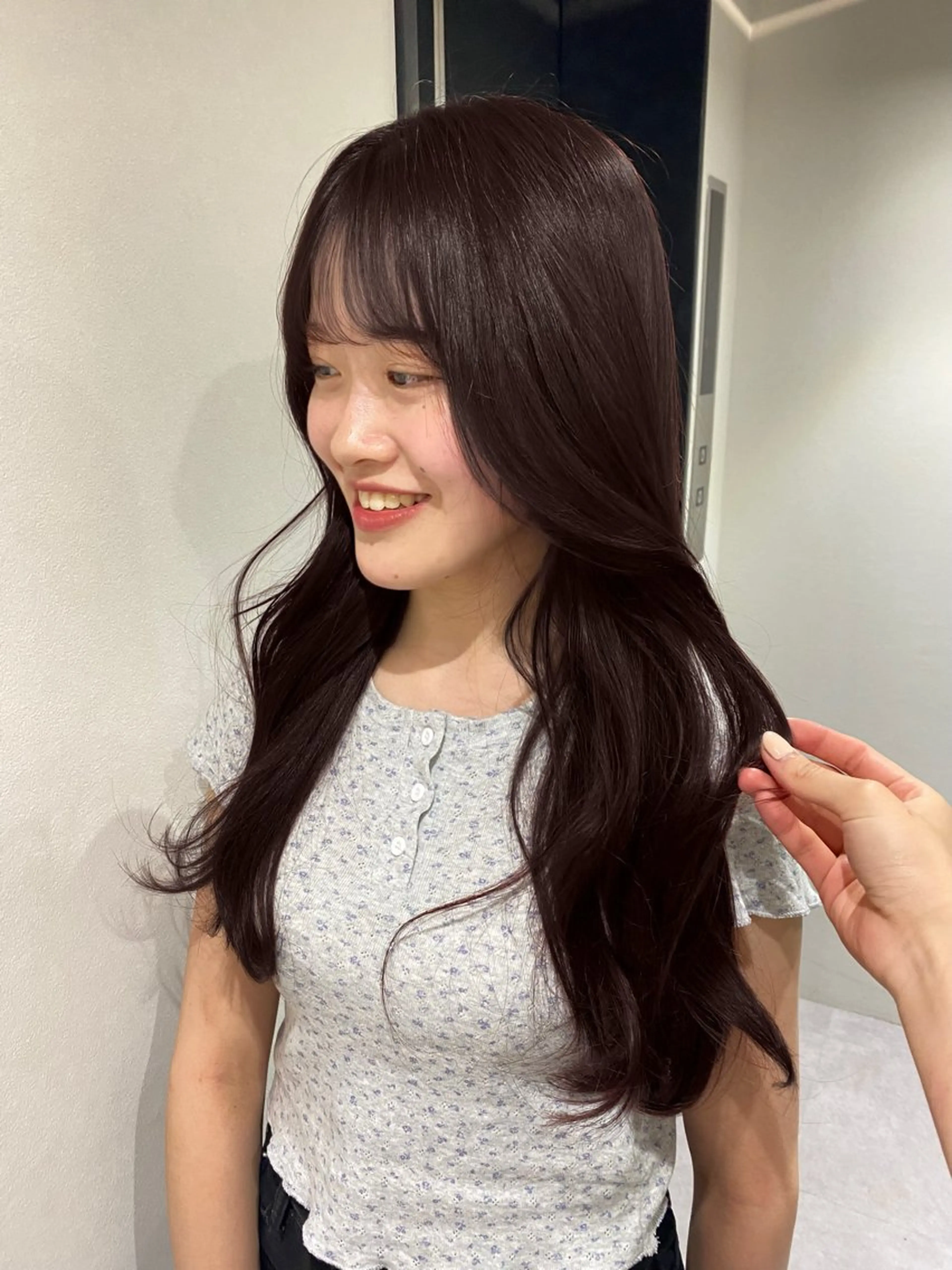 ロング カット ヘアカラー トリートメント 艶髪/縮毛矯正/ Core mikuaのヘアスタイル