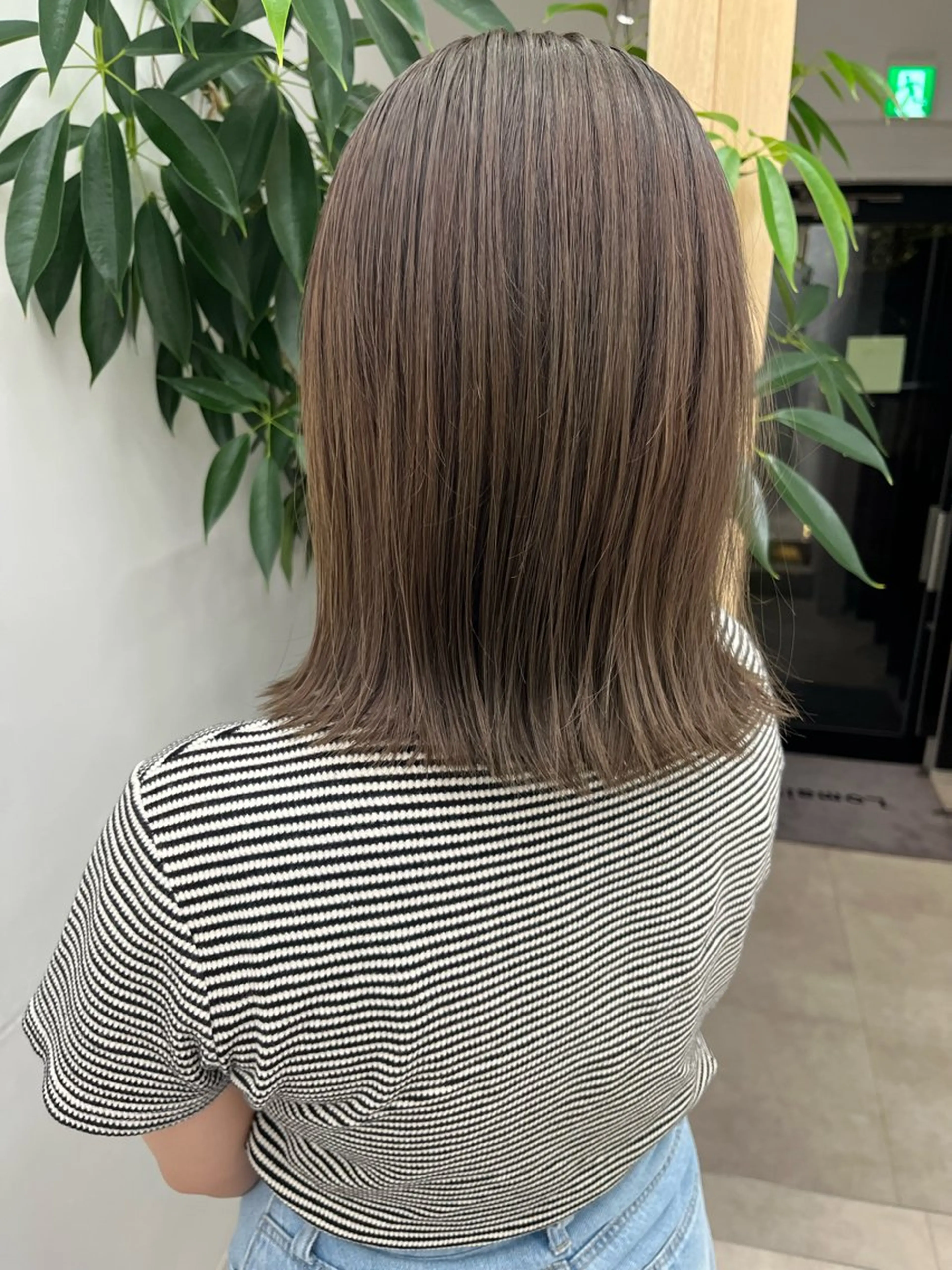 ミディアム カラー ベージュカラー 透明感カラー ヘアカラー トリートメント 赤み消しカラー/ オリーブ/トモキのヘアスタイル