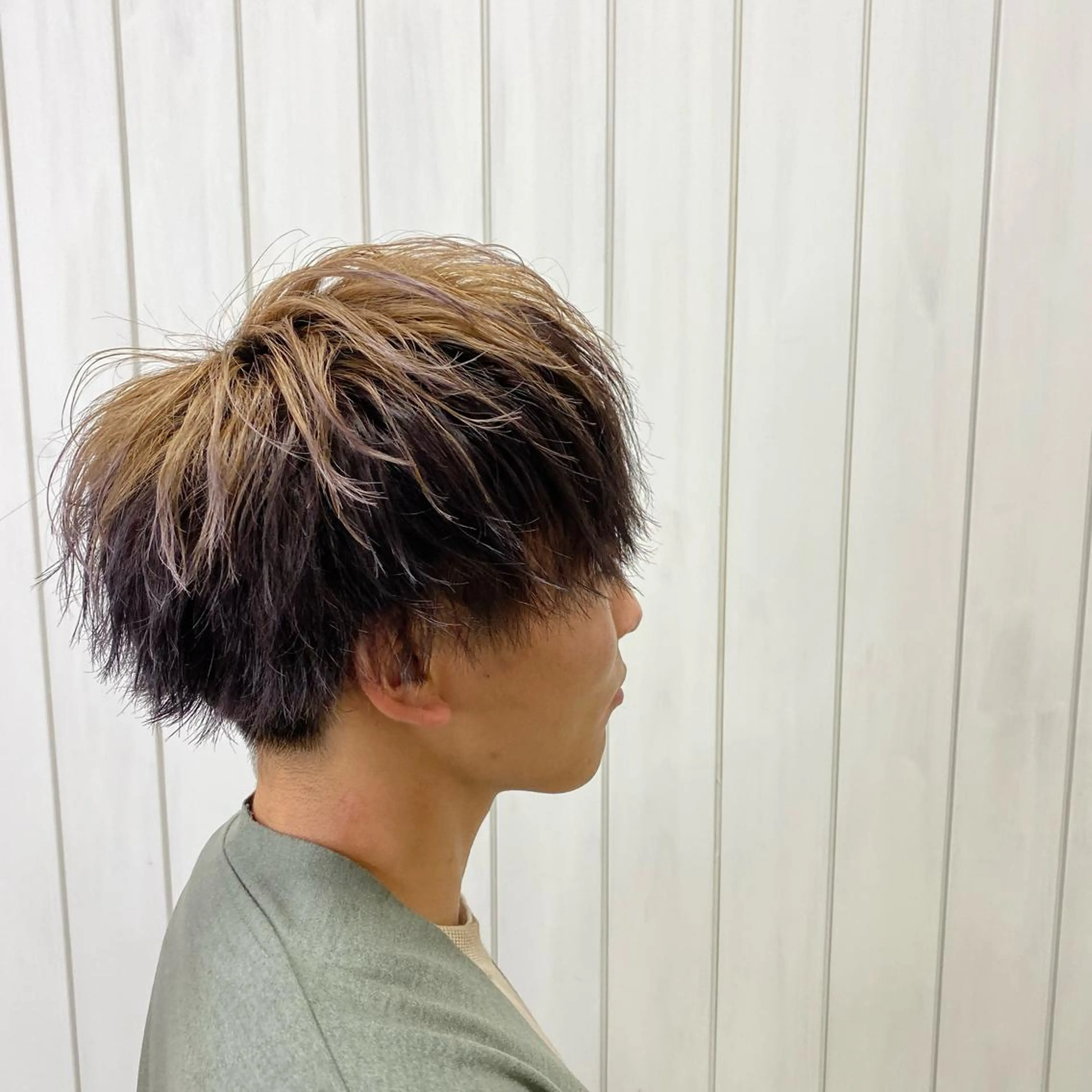 メンズカット＋カラー＋前処理剤トリートメントの写真