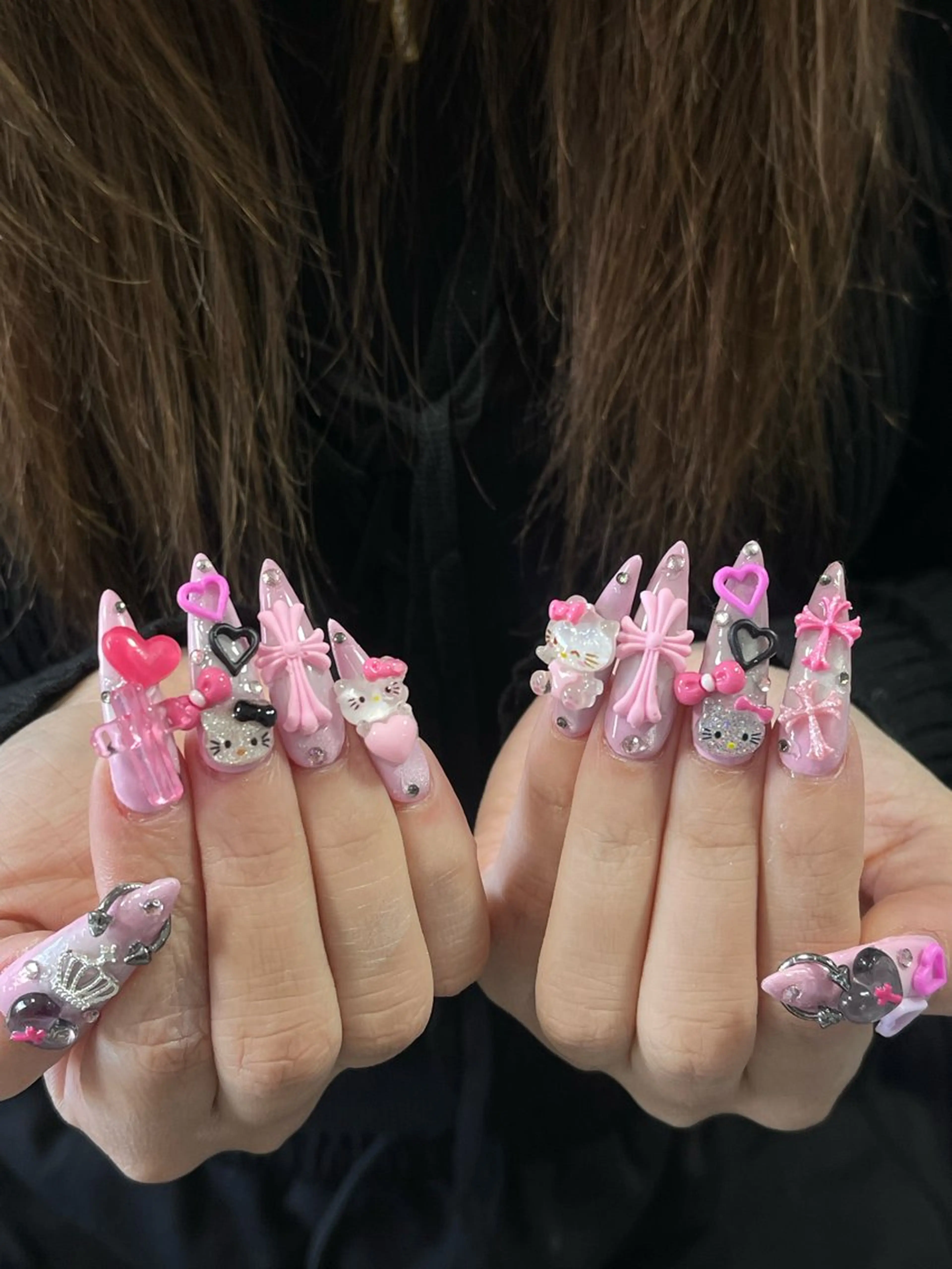 ネイル アートネイル ジェルネイル グラデーション キラキラネイル ニュアンスネイル ハンドネイル Kitty Nailのネイルデザイン