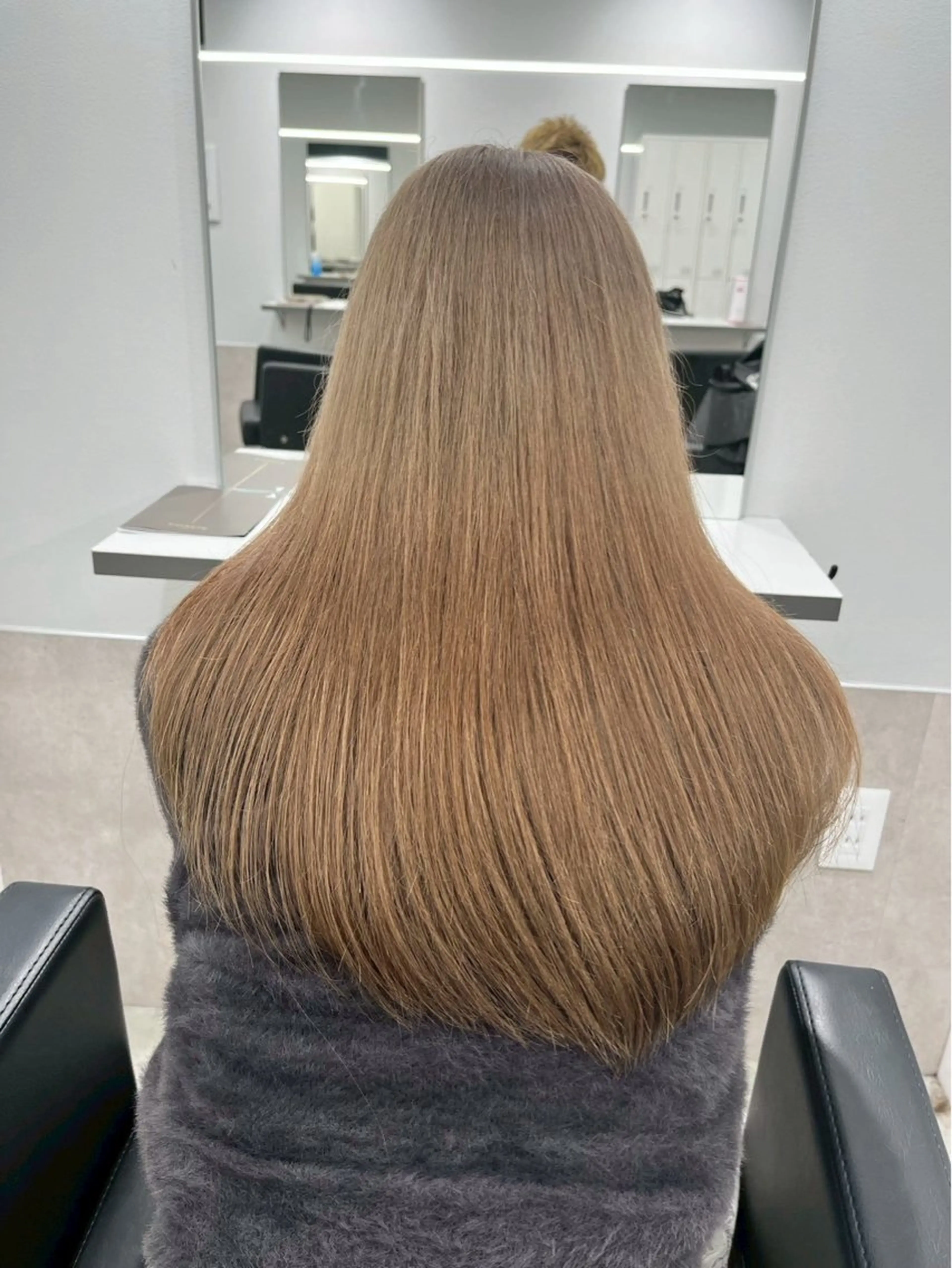 ロング ヘアカラー Maia🦋 博多 透明感カラーのヘアスタイル