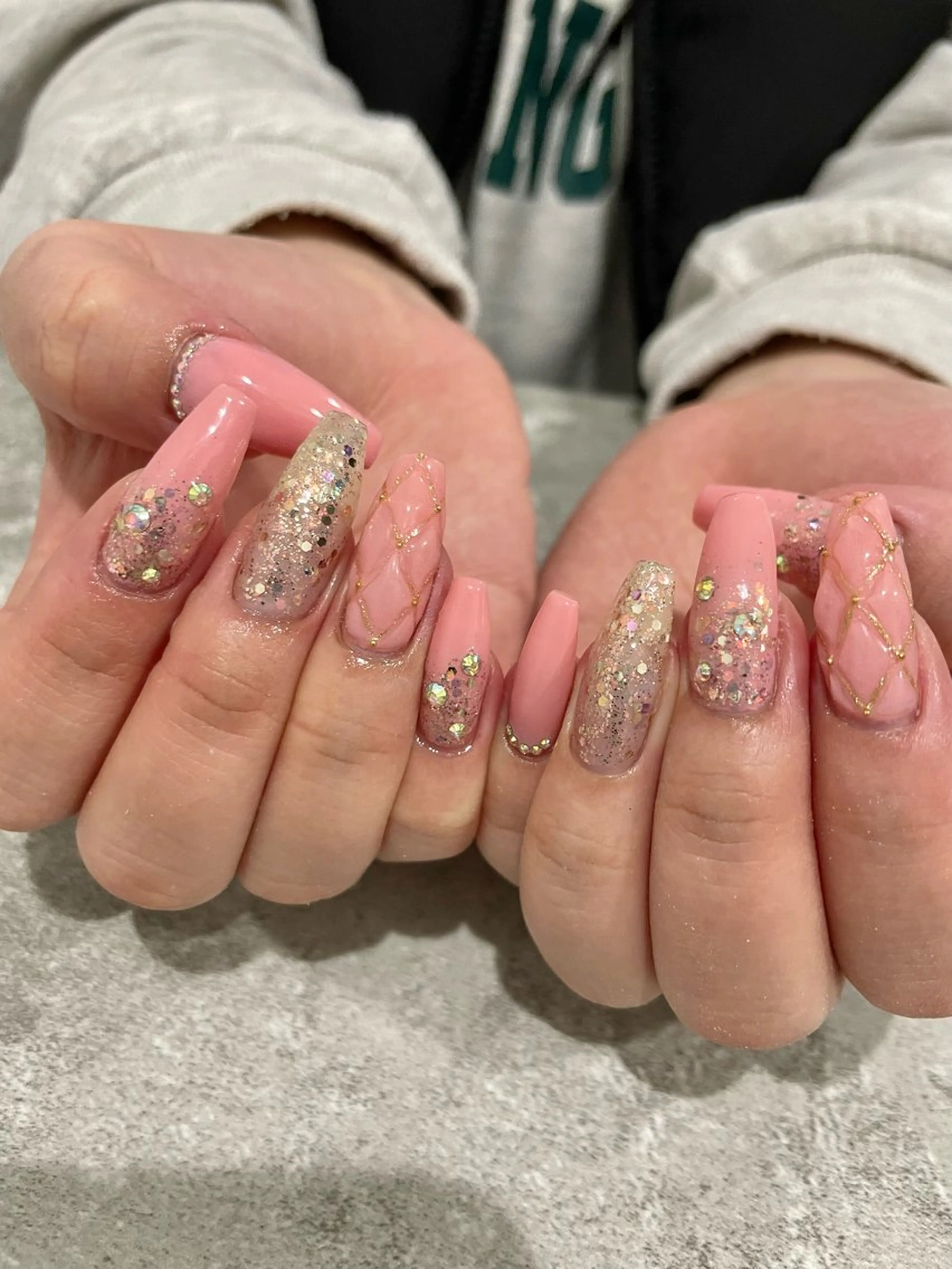 ネイル 持ち込み ハンドネイル Raviliss ♡のネイルデザイン