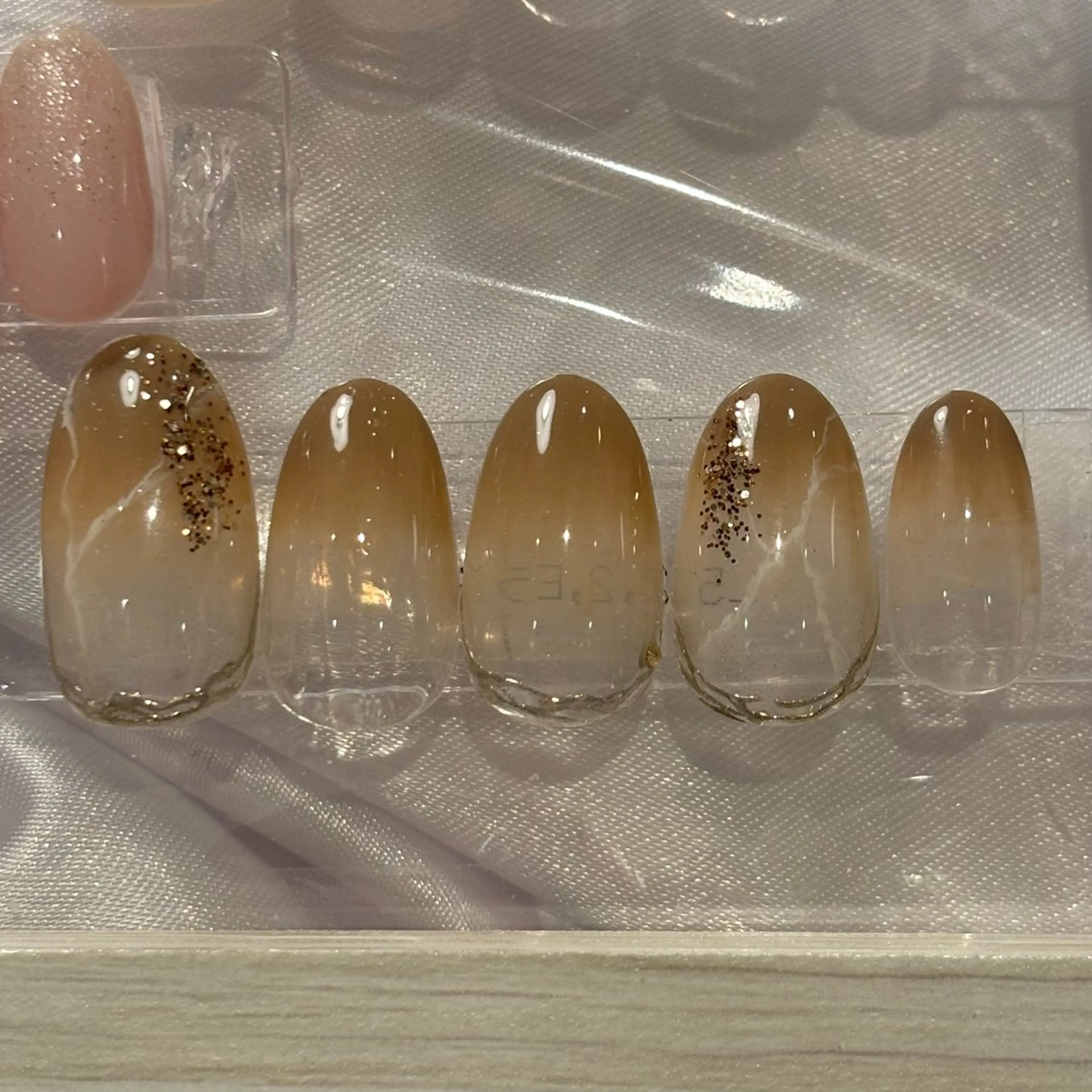 4/18(土)16:30~オフありデザインネイル(デザイン、色指定)120分💅🏻@abbie目白店の写真