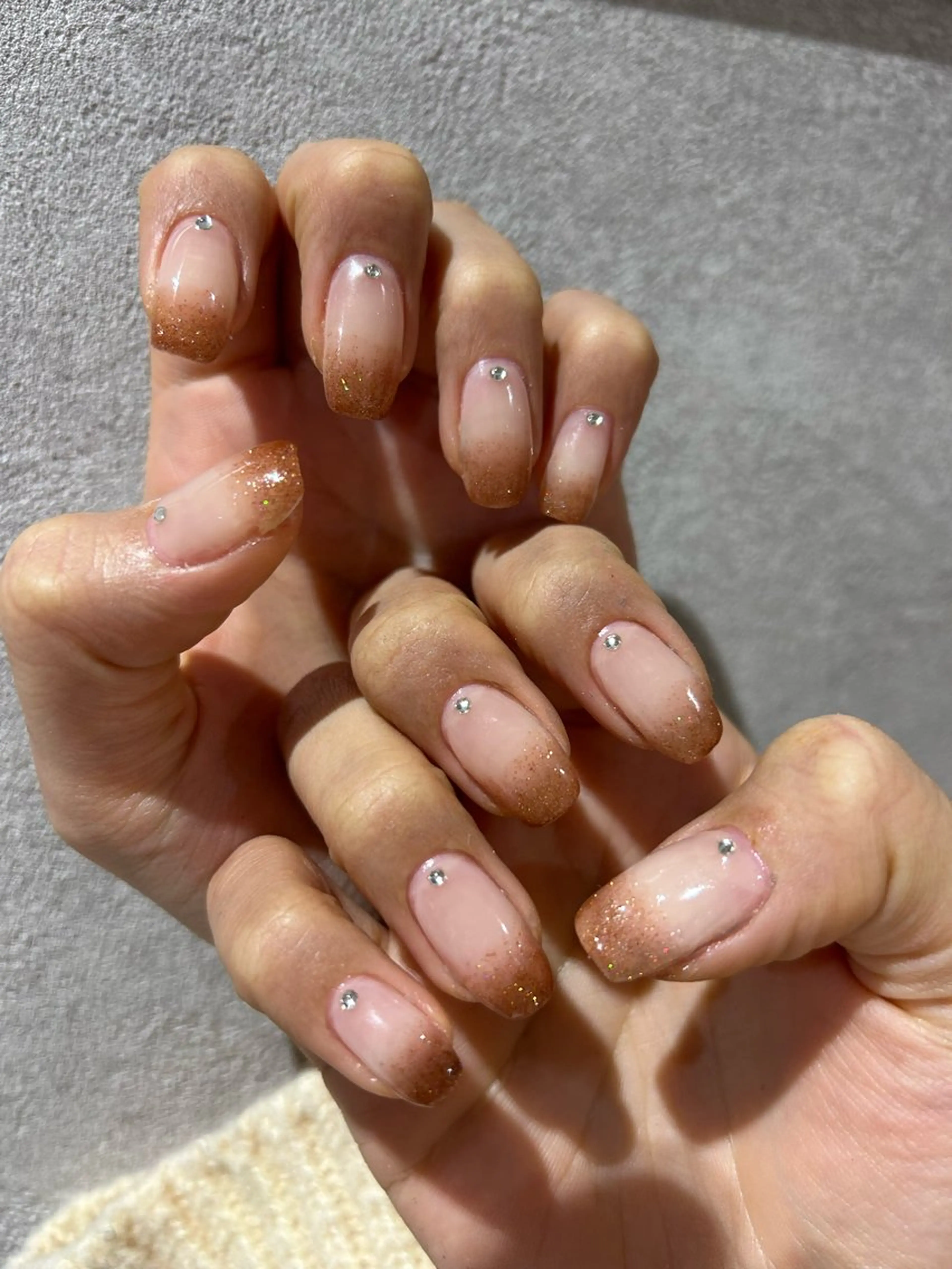 ネイル ブラウン フラッシュネイル 大山 なつみのネイルデザイン