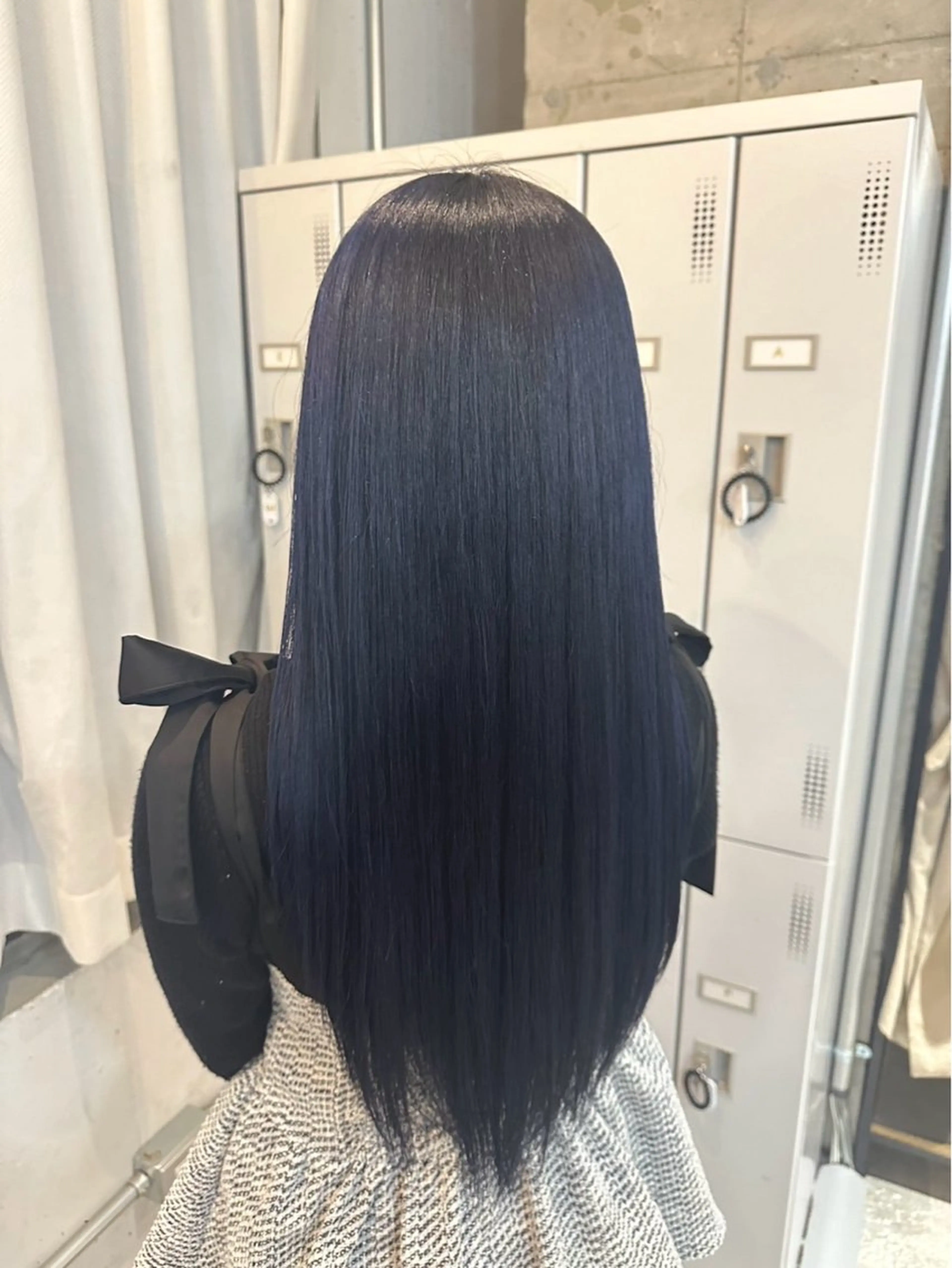 ロング カラー シルバー ☁️olelo国立 ☁️Minoriのヘアスタイル