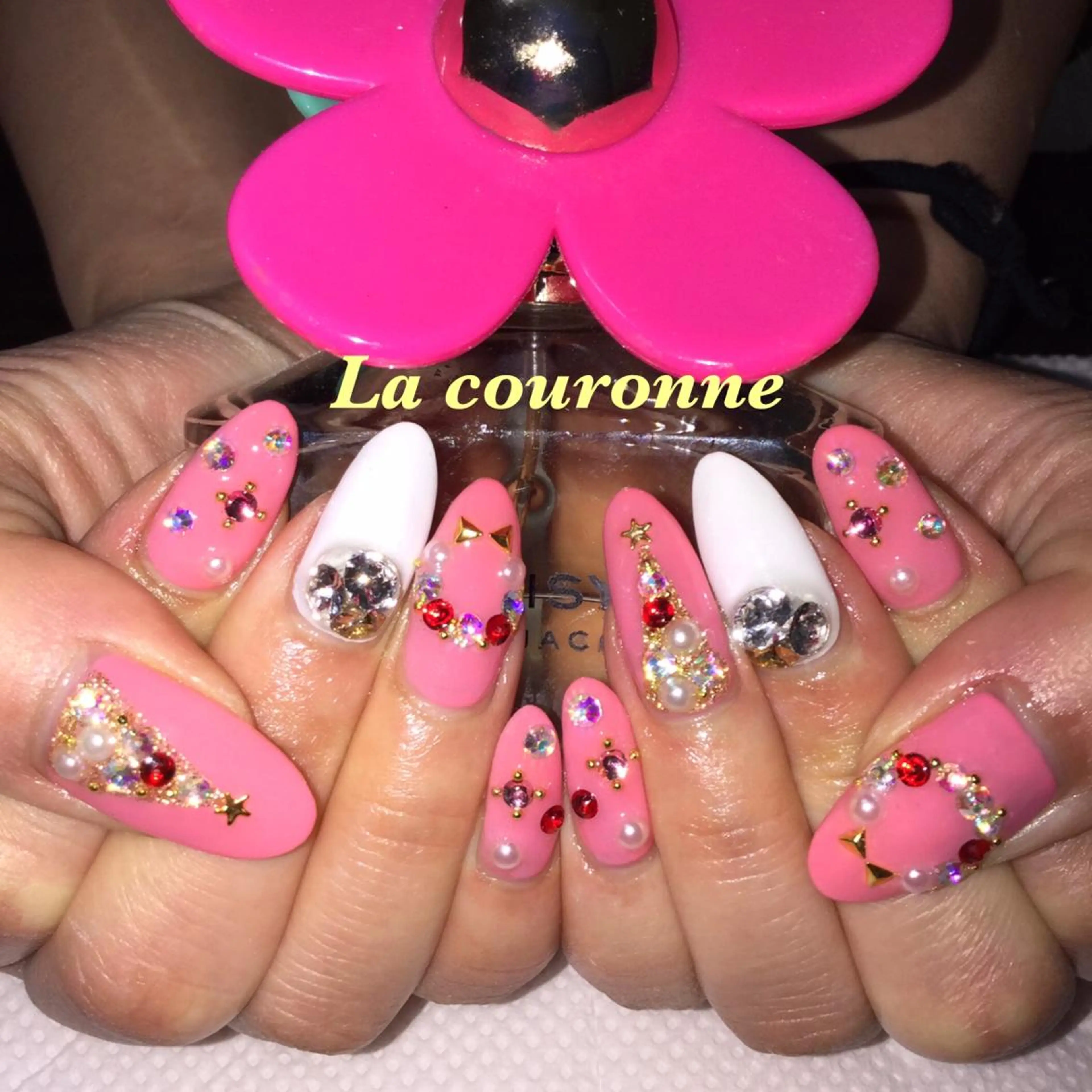 ネイル ハンドネイル Lacouronne NATSUMIのネイルデザイン