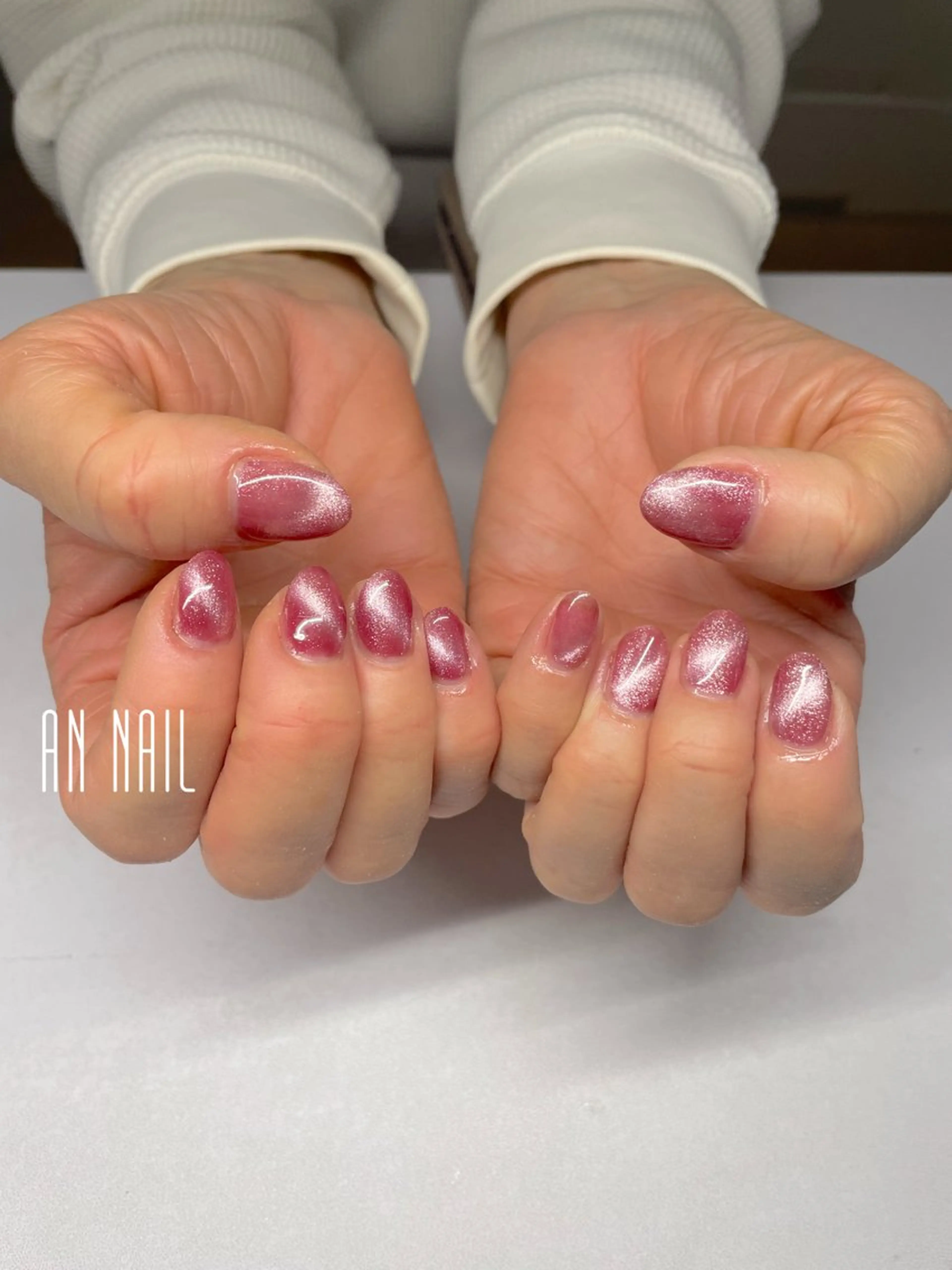 ネイル キラキラネイル マグネットネイル ピンク ハンドネイル AN Nailのネイルデザイン