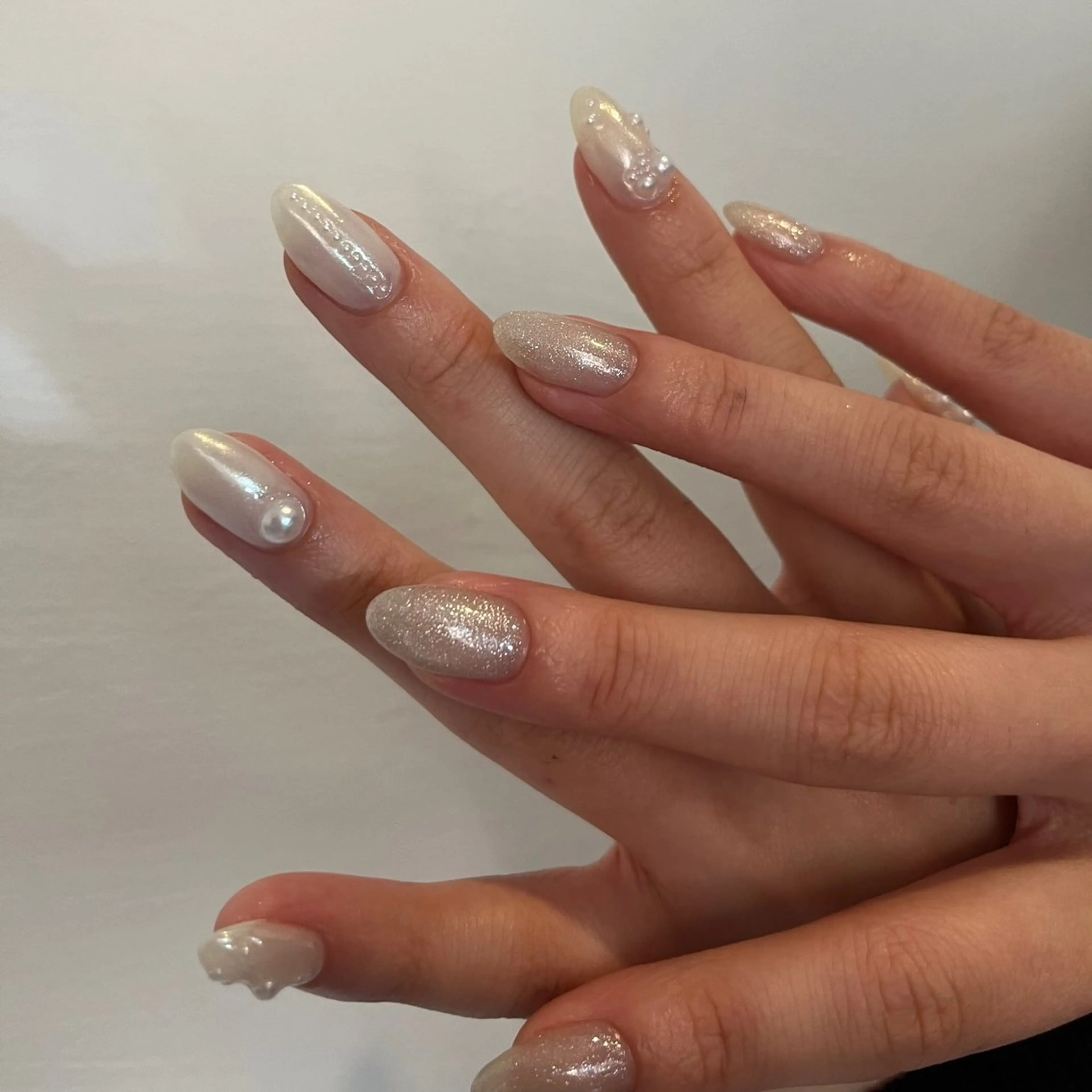 ネイル フラッシュネイル マグネットネイル ミラーネイル ホワイト luster shihoのネイルデザイン