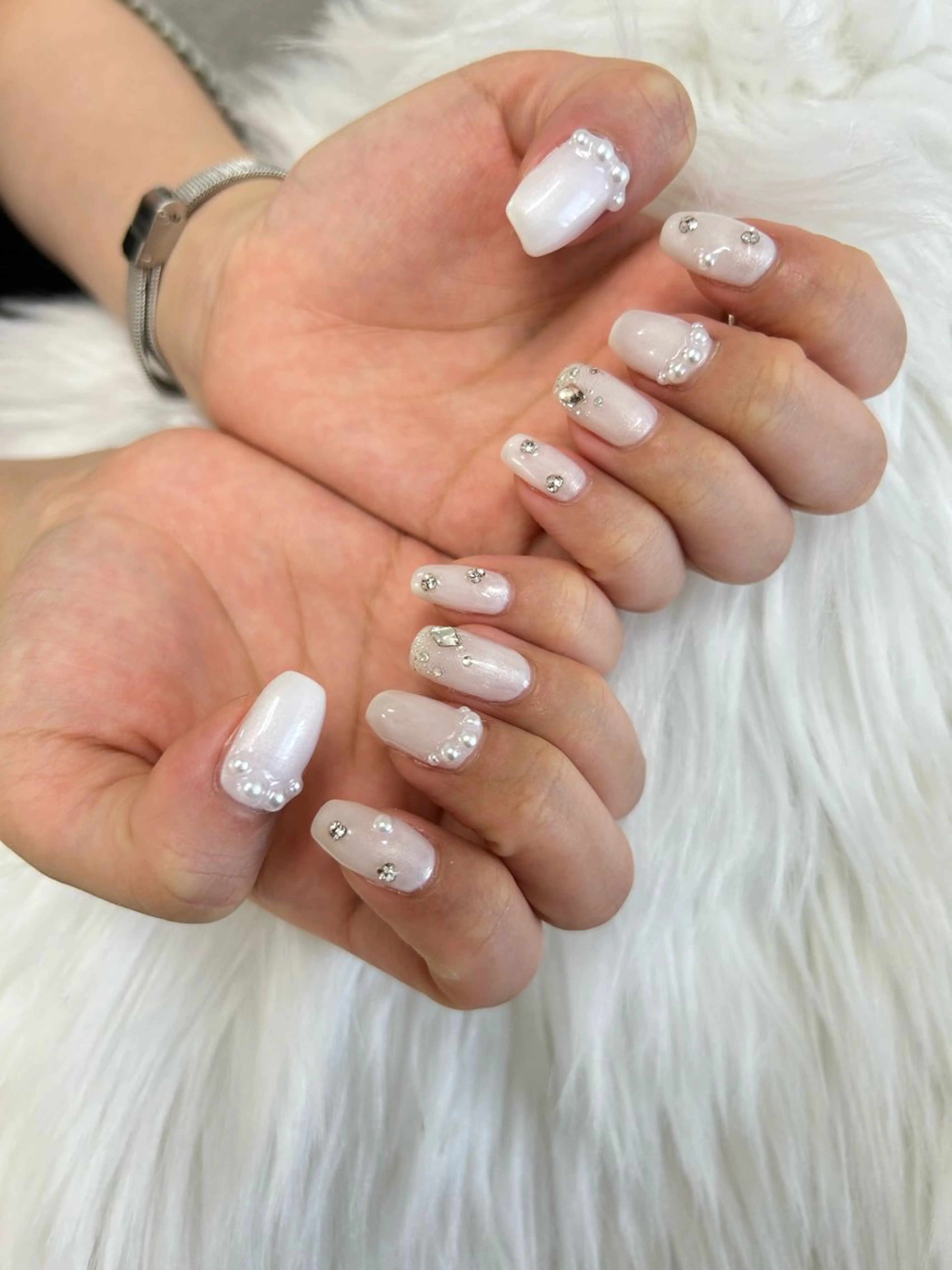 ネイル アートネイル ニュアンスネイル ono megumiのネイルデザイン