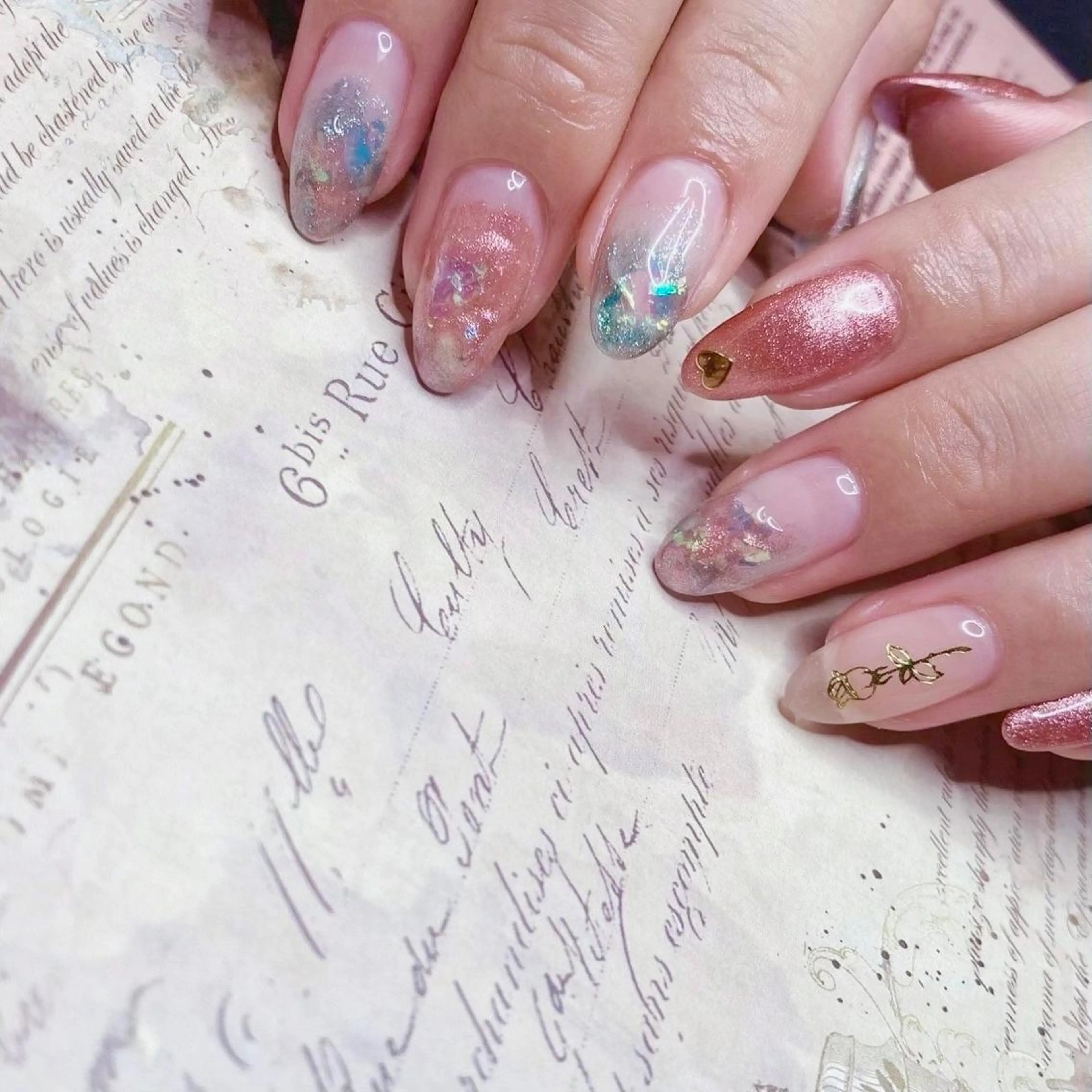 ネイル NOIROUGE所属・NOI ROUGEのネイルデザイン