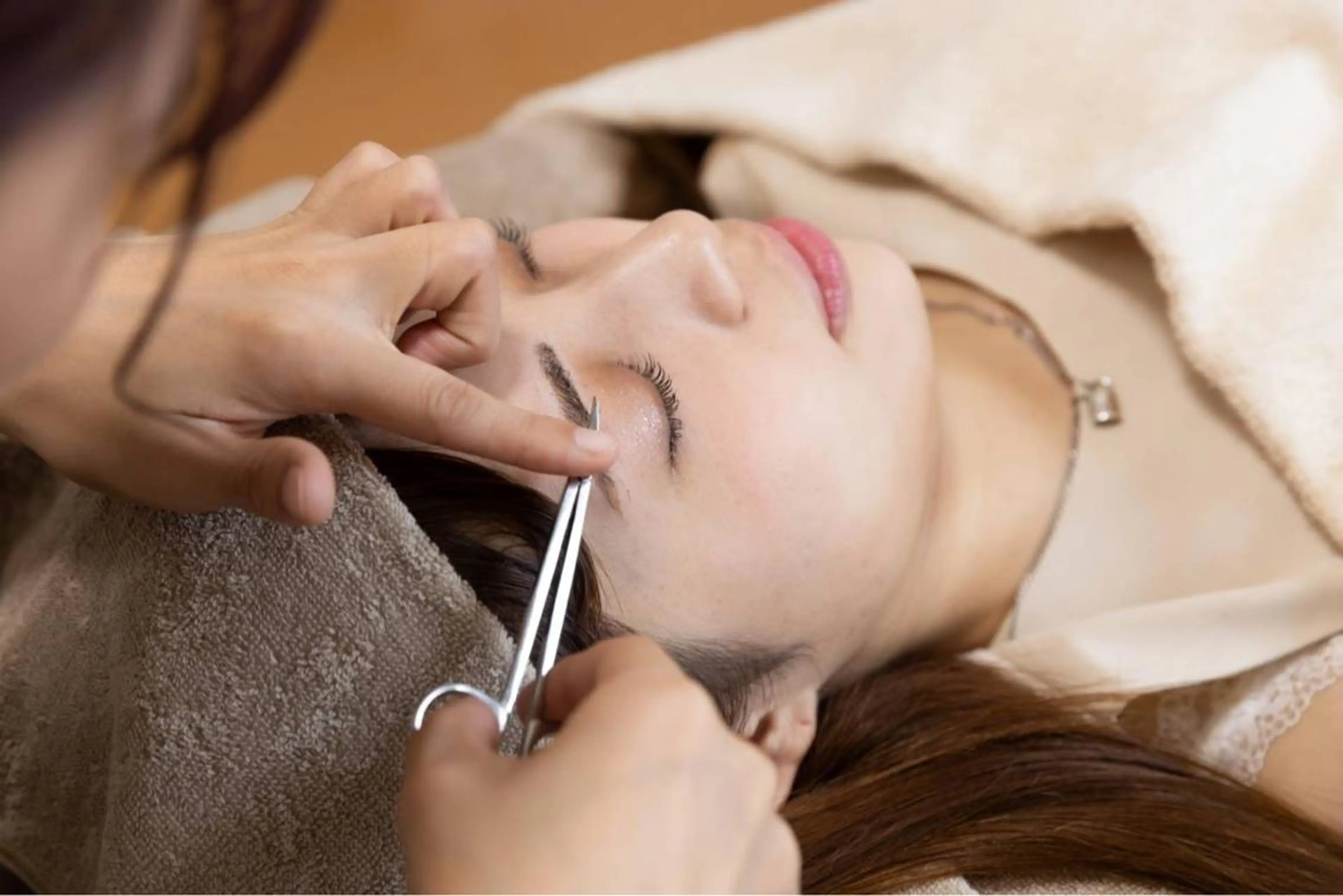 アイブロウ eyelash AYANOの眉毛・アイブロウイメージ