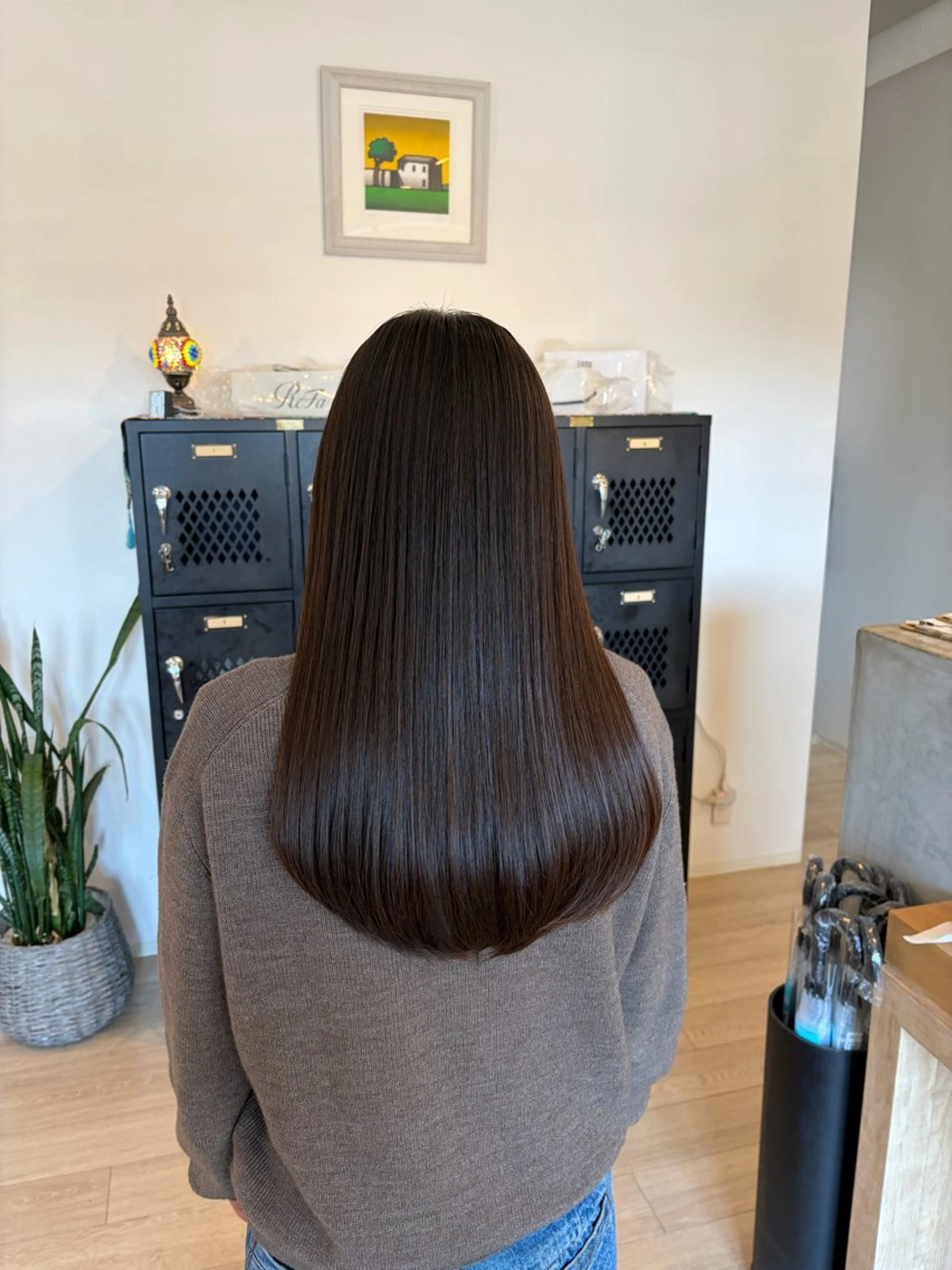 梅雨時期向けて❕酸性ストレートの写真