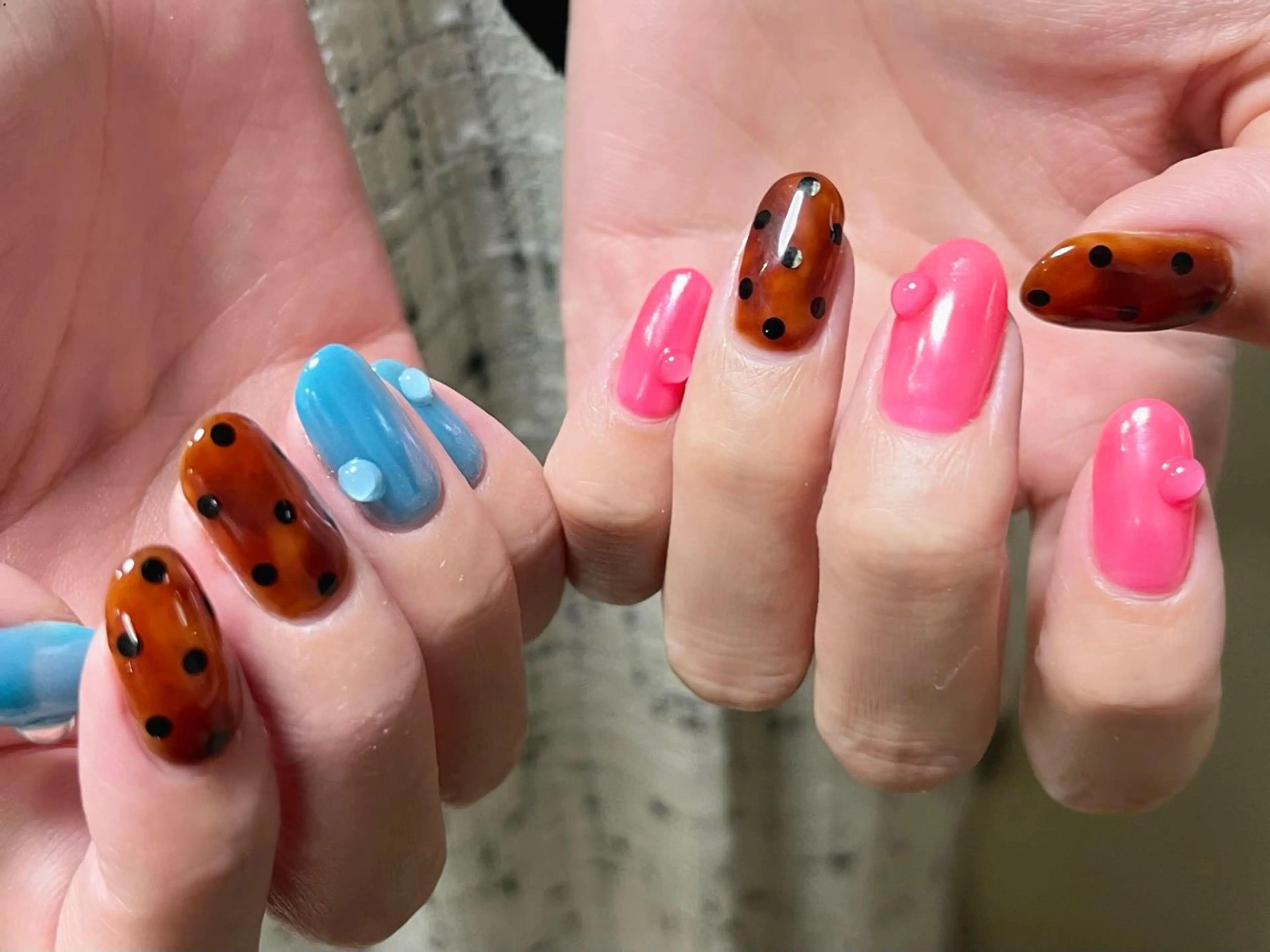 ネイル べっ甲ネイル ドット IZUMIꕤnail 堺筋本町｜心斎橋のネイルデザイン