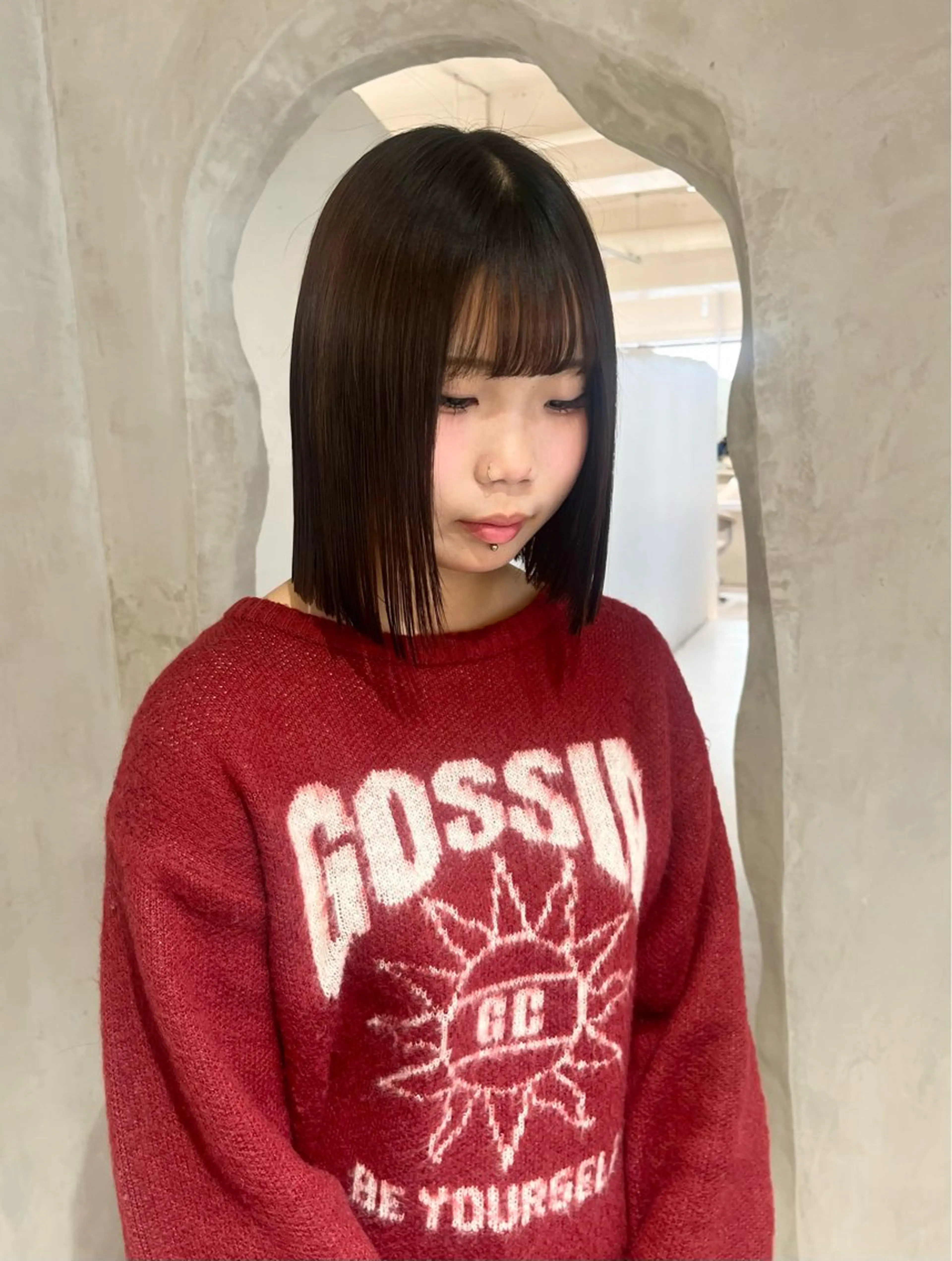 ミディアム カット ヘアカラー トリートメント 切りっぱなしボブ/ 艶カラー/綾莉のヘアスタイル