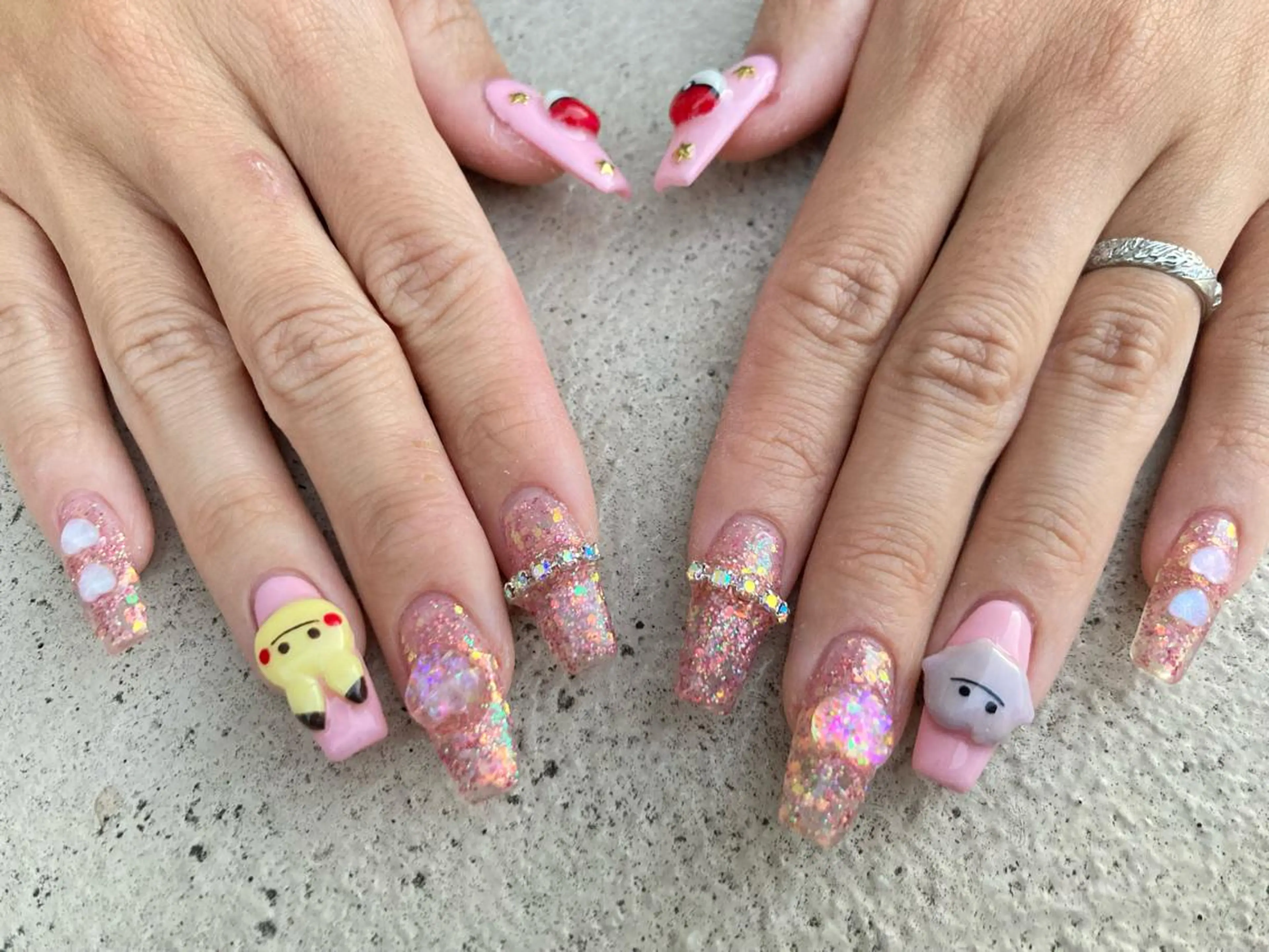 ロング ネイル ハンドネイル ✴︎ Delightのネイルデザイン