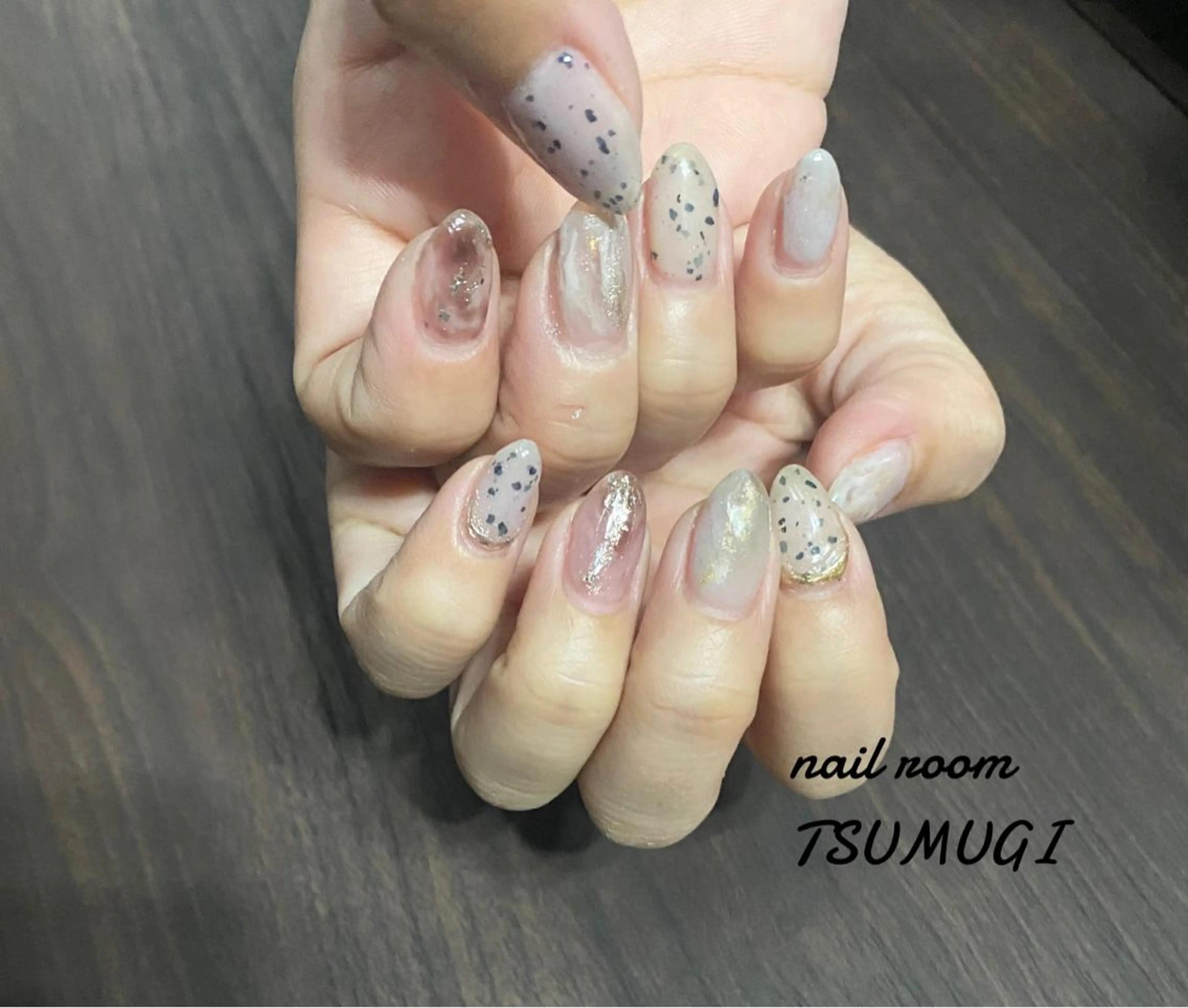 ネイル ハンドネイル nailroom TSUMUGIのネイルデザイン