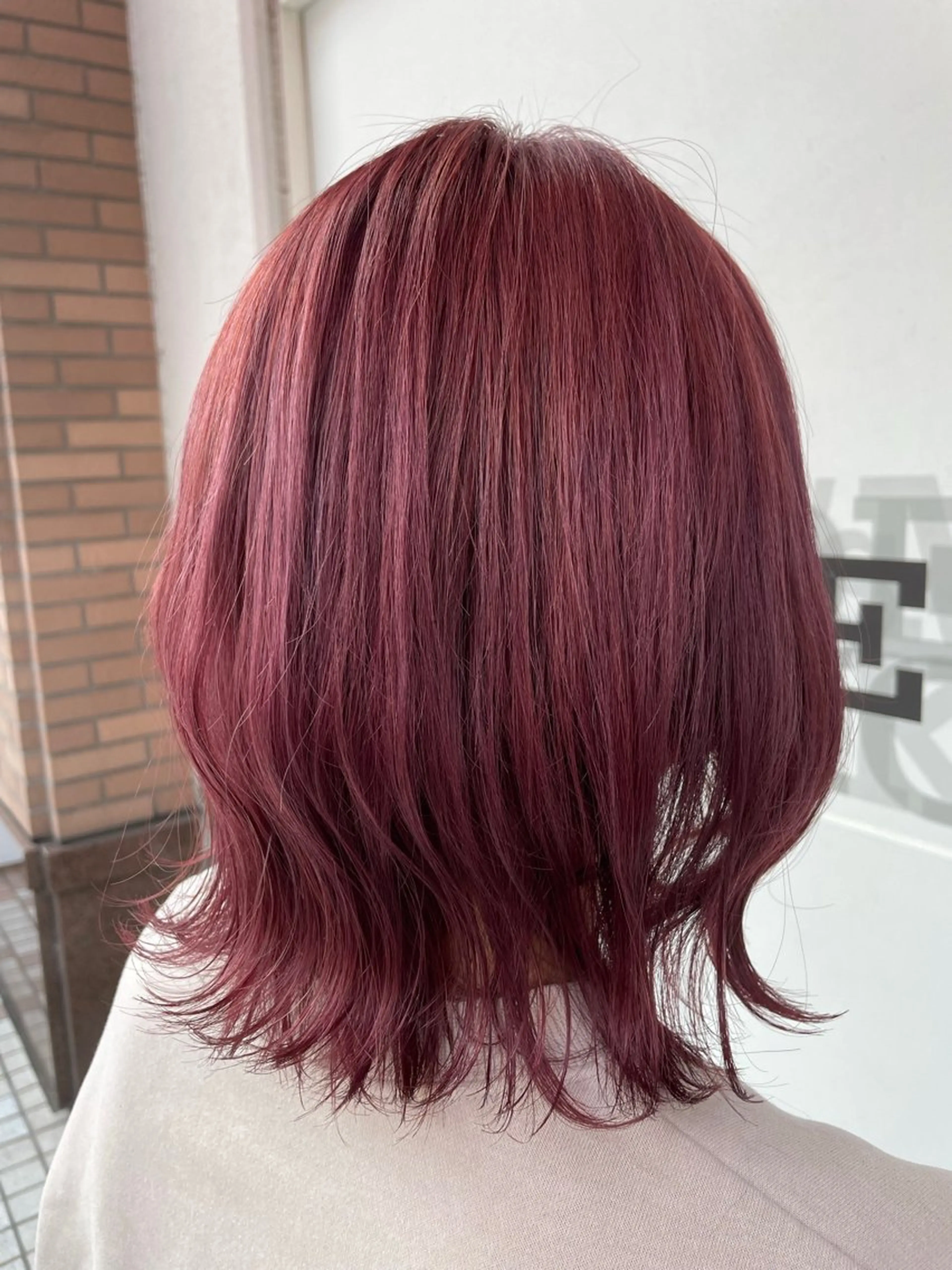 ミディアム カラー ピンクカラー バイオレットカラー Amour なぐらのヘアスタイル