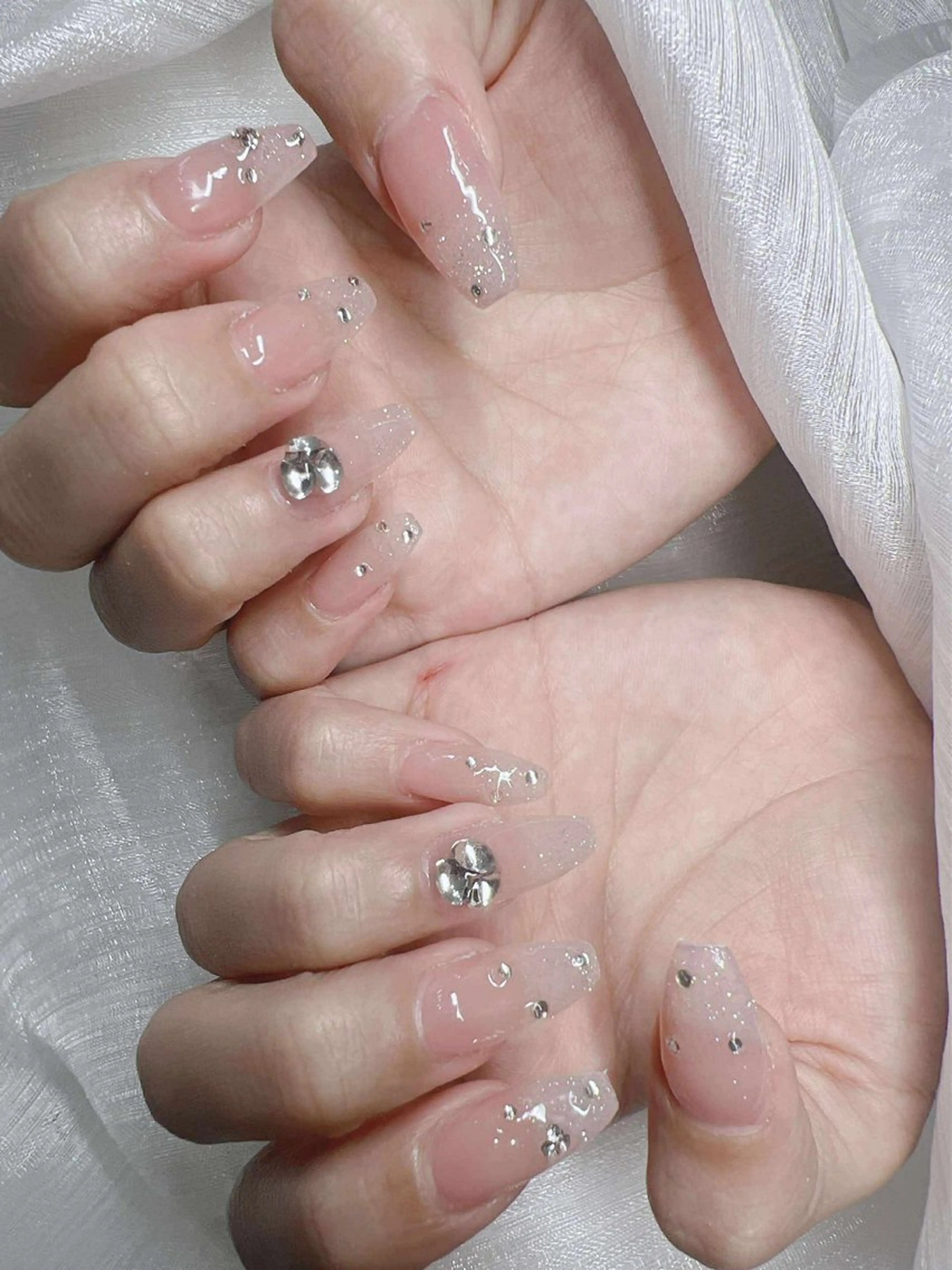 ネイル ハンドネイル Lee Nailsのネイルデザイン