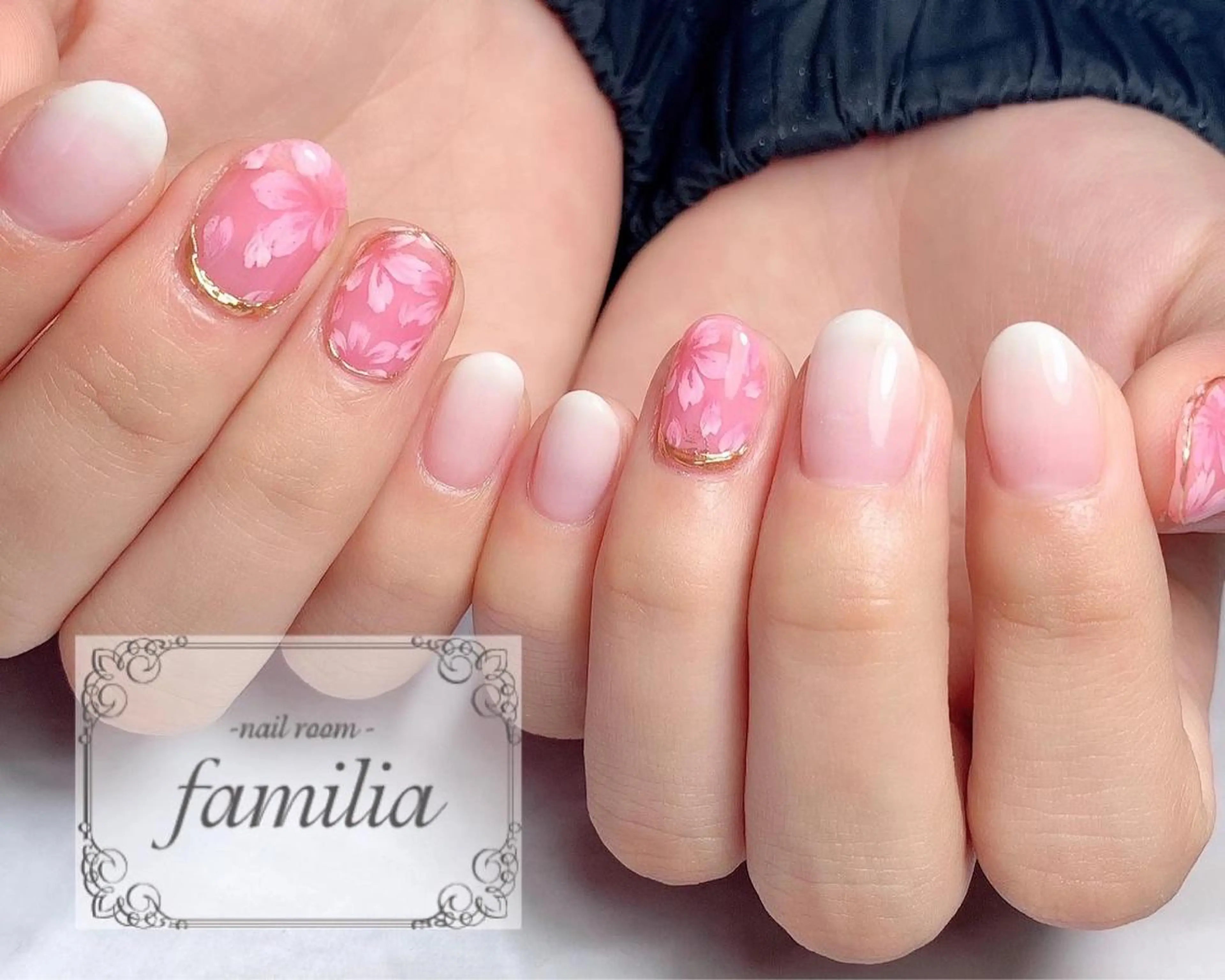 ネイル ハンドネイル -nailroom- familiaのネイルデザイン