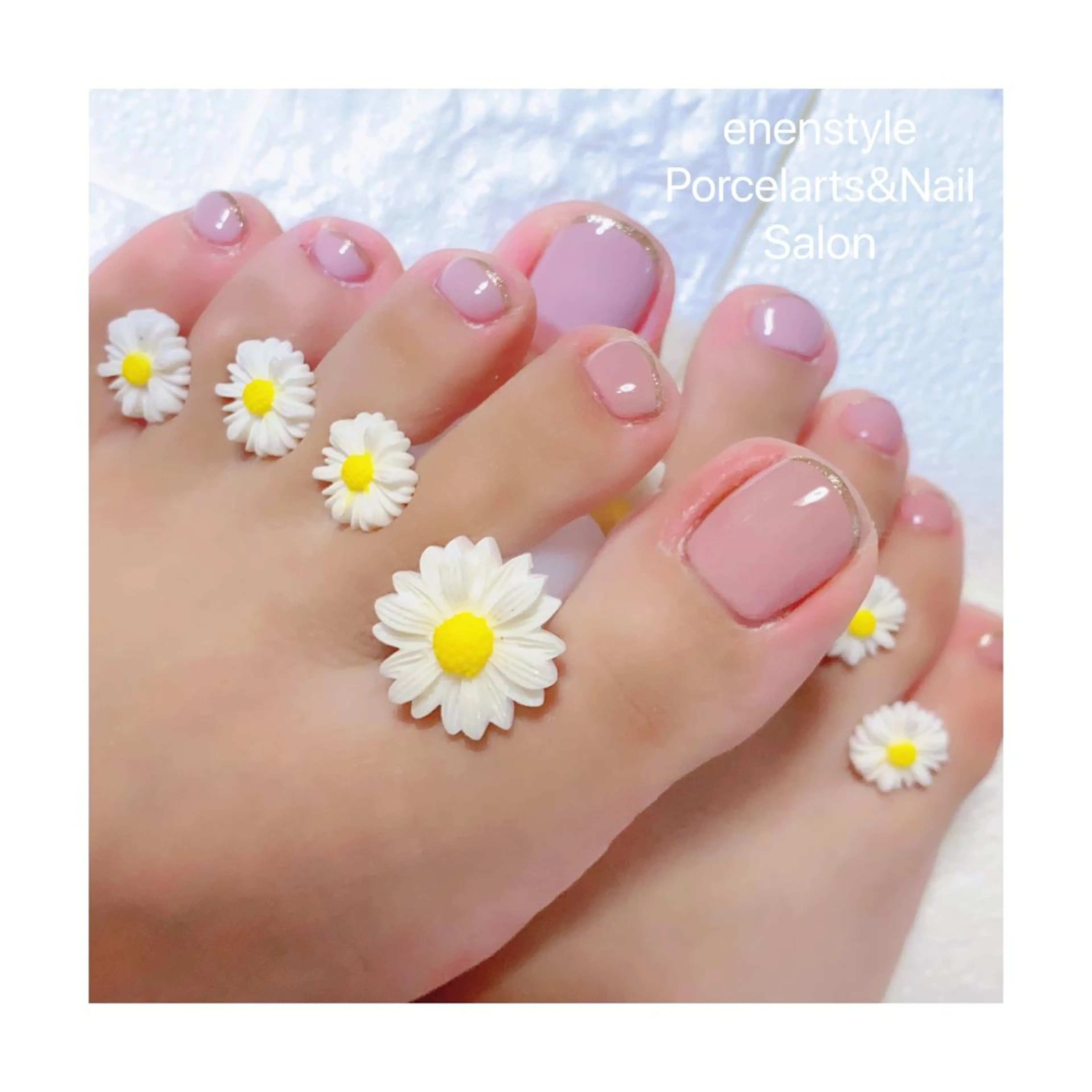 ショート ネイル ハンドネイル フットネイル 👑enen style👑のネイルデザイン