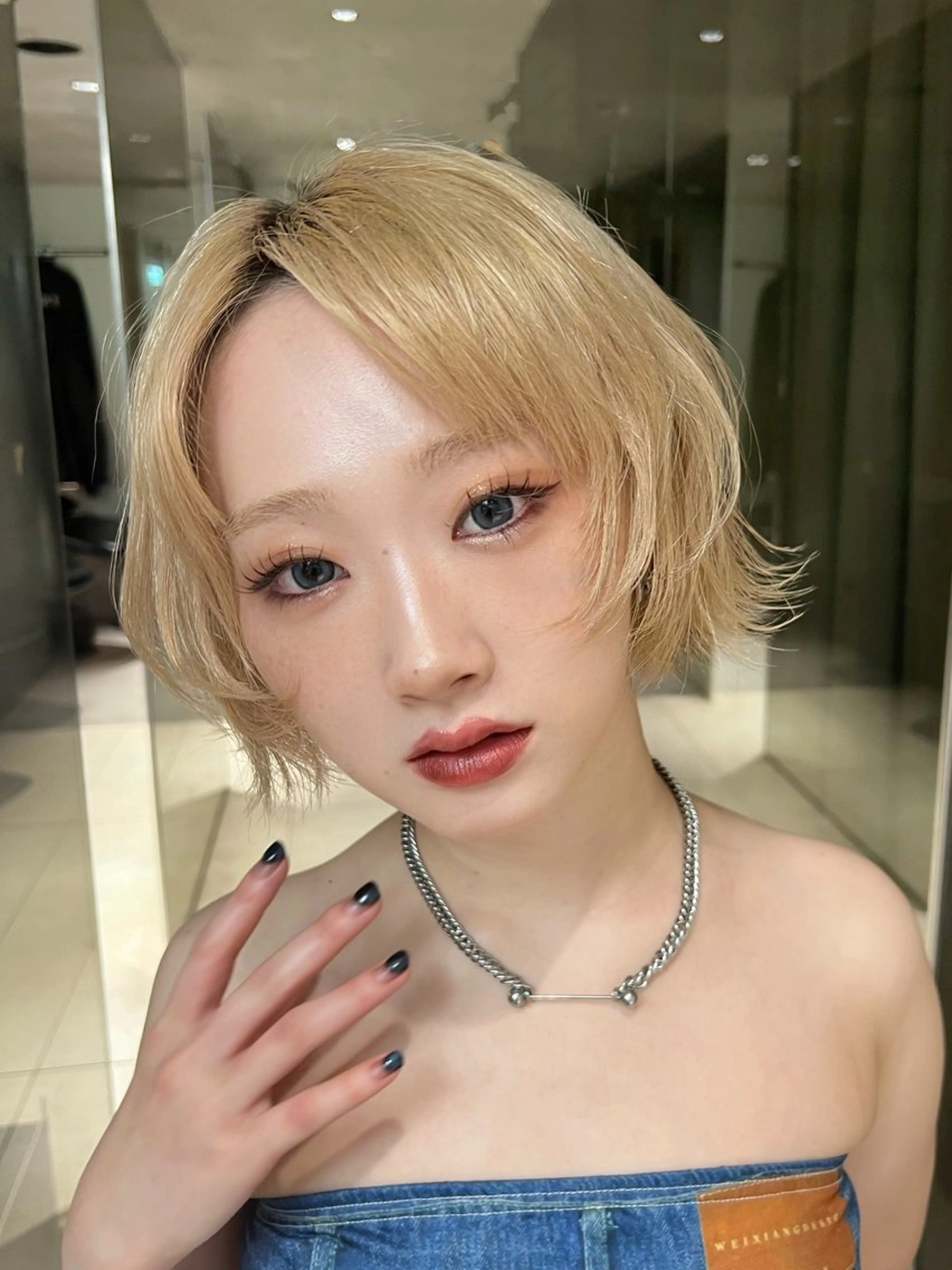 ショート カラー ⟡ボブ⟡レイヤー⟡ MINX岩下愛翔のヘアスタイル