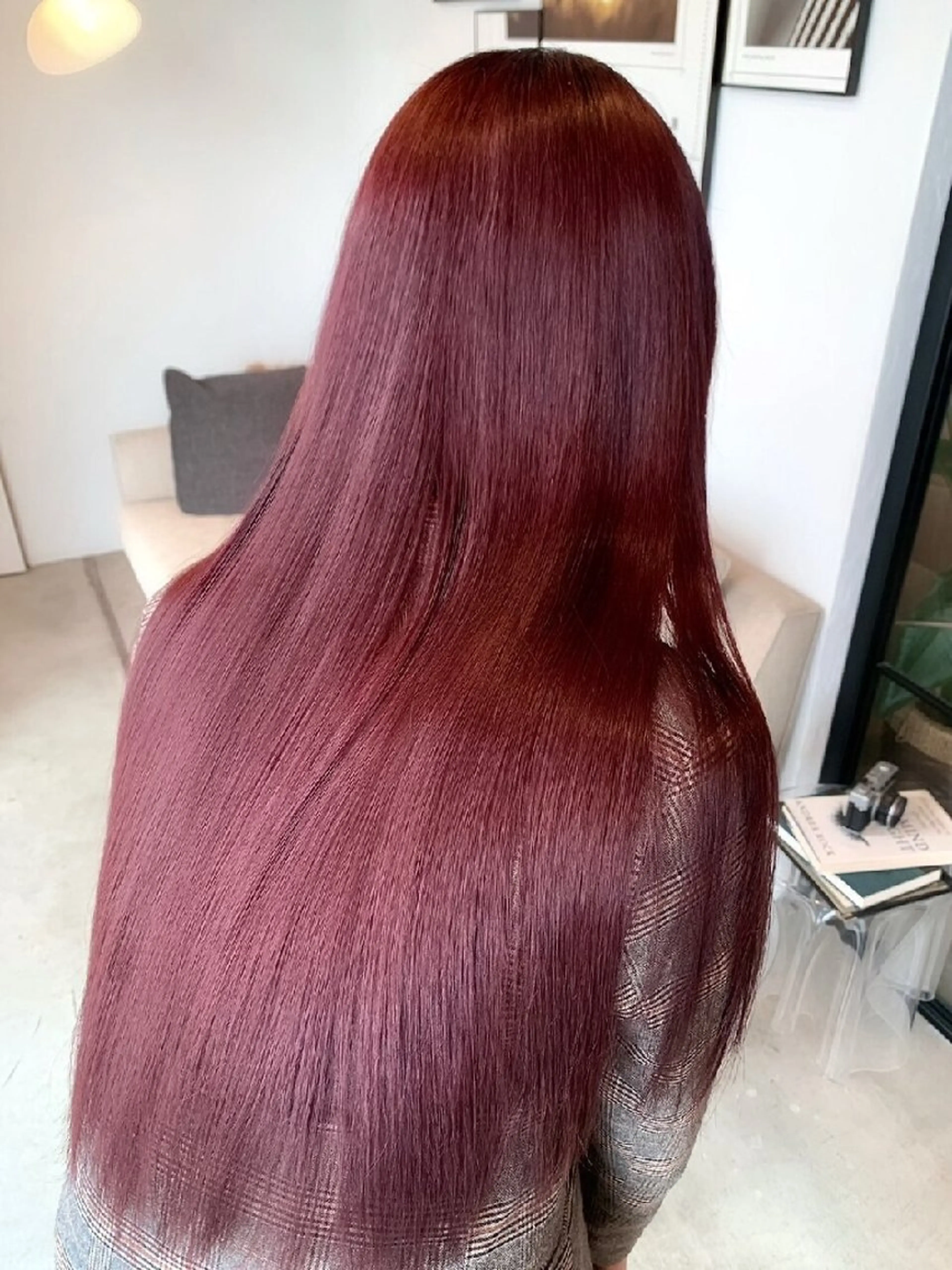 ロング カラー ボルドーカラー 透明感カラー ブリーチカラー/ 名古屋/ioriのヘアスタイル