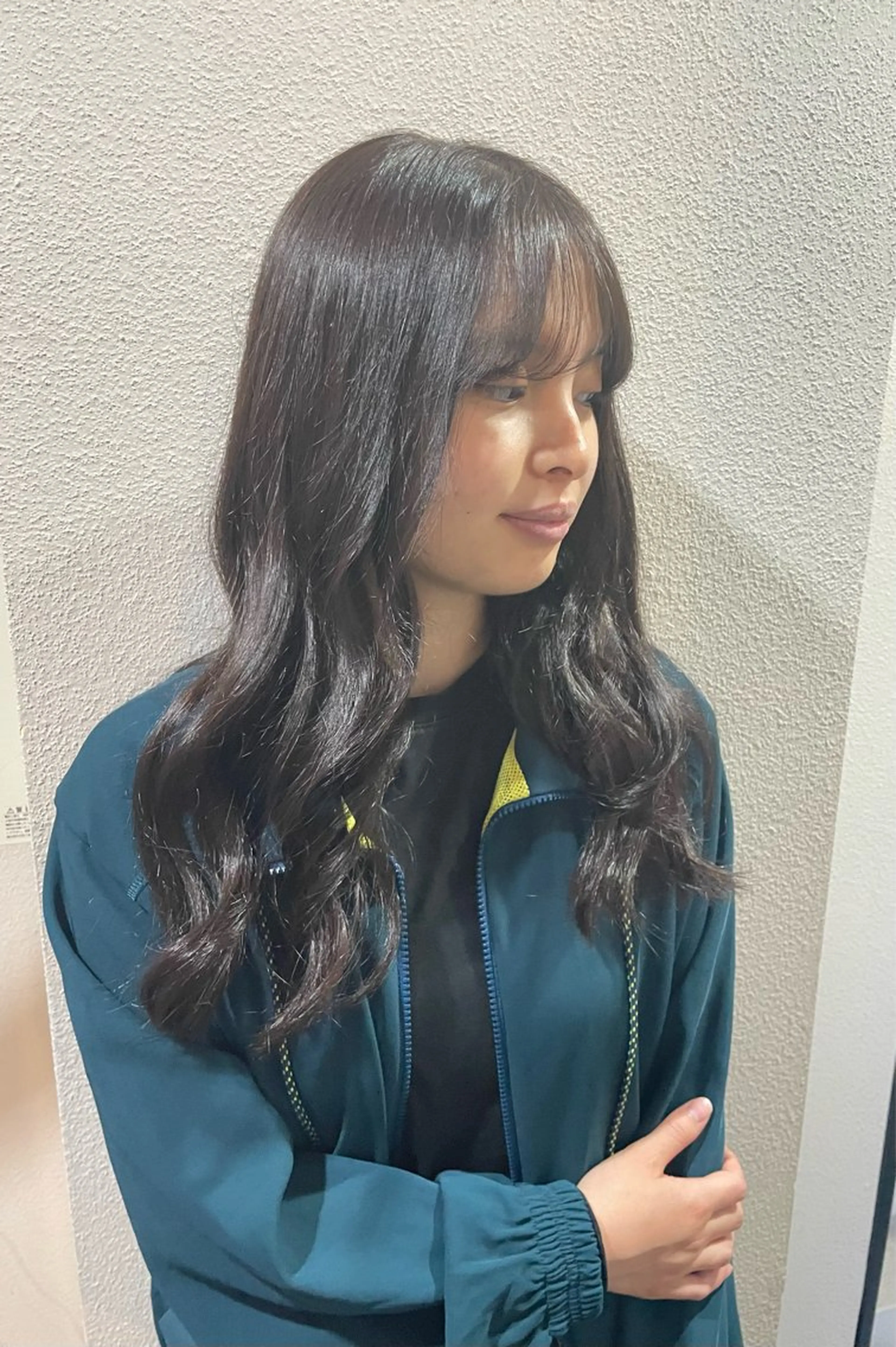 ロング チョコレートブラウン ヘアカラー トリートメント 奥野碧🌈艶髪 /ダメージレスカラーのヘアスタイル